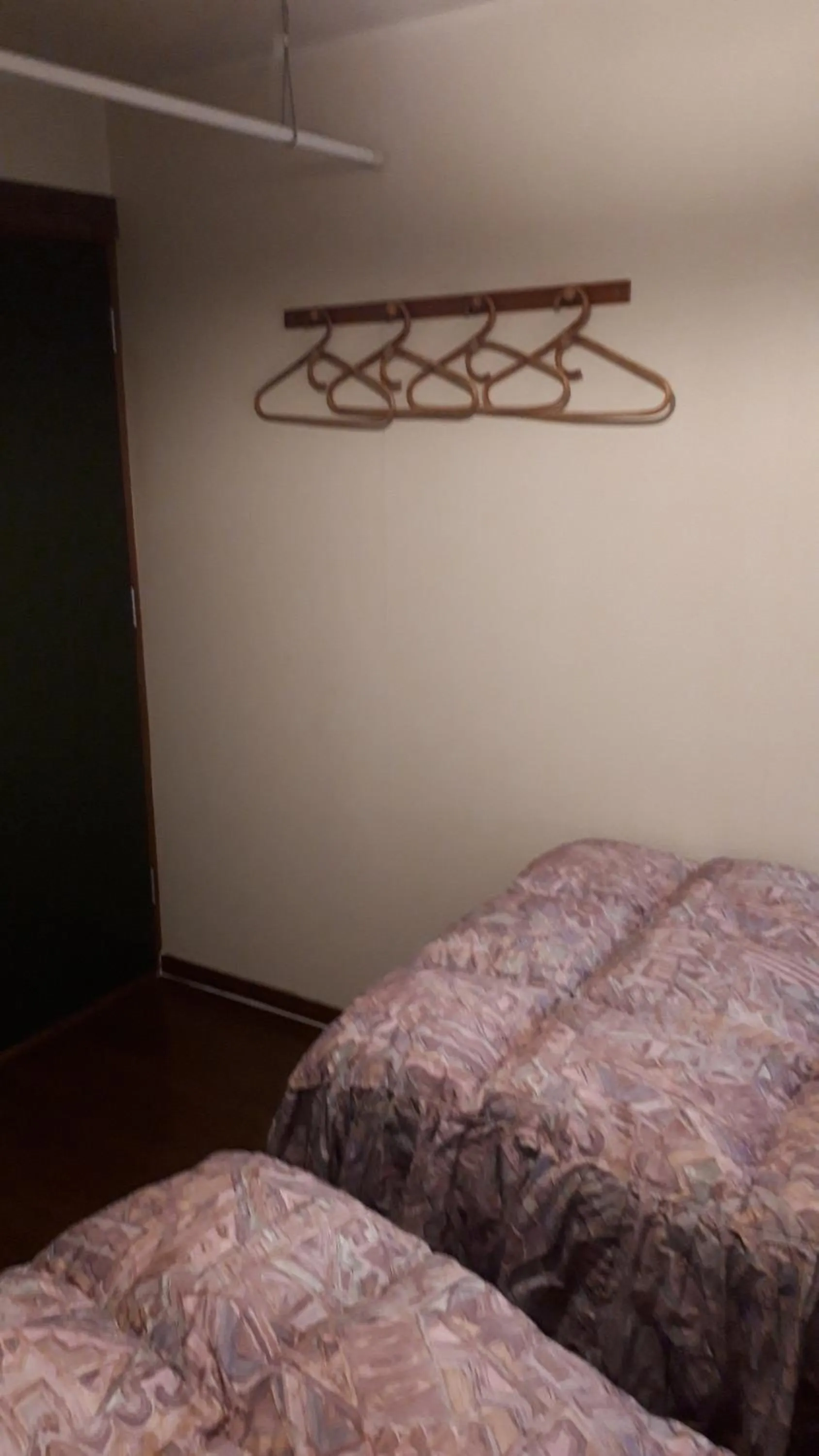 Bedroom, Bed in Bistare Kana