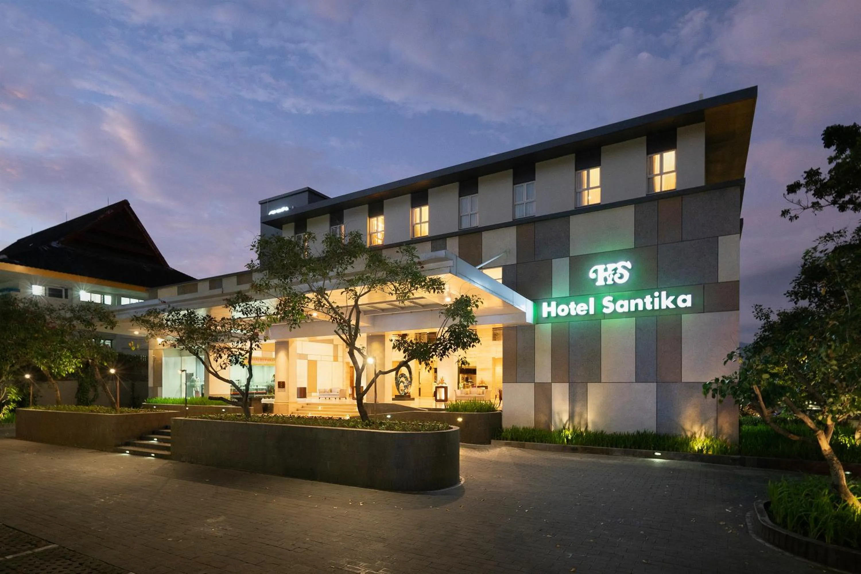 Property building in Hotel Santika Mataram