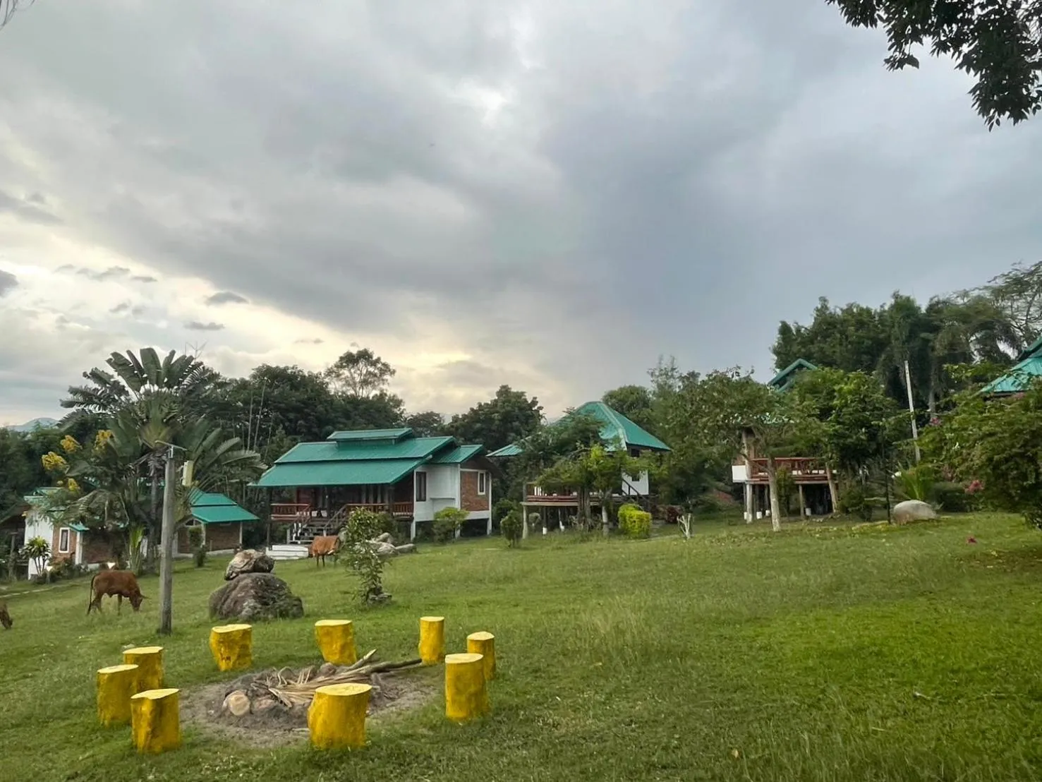 Pai Love & Baan Chonphao Resort