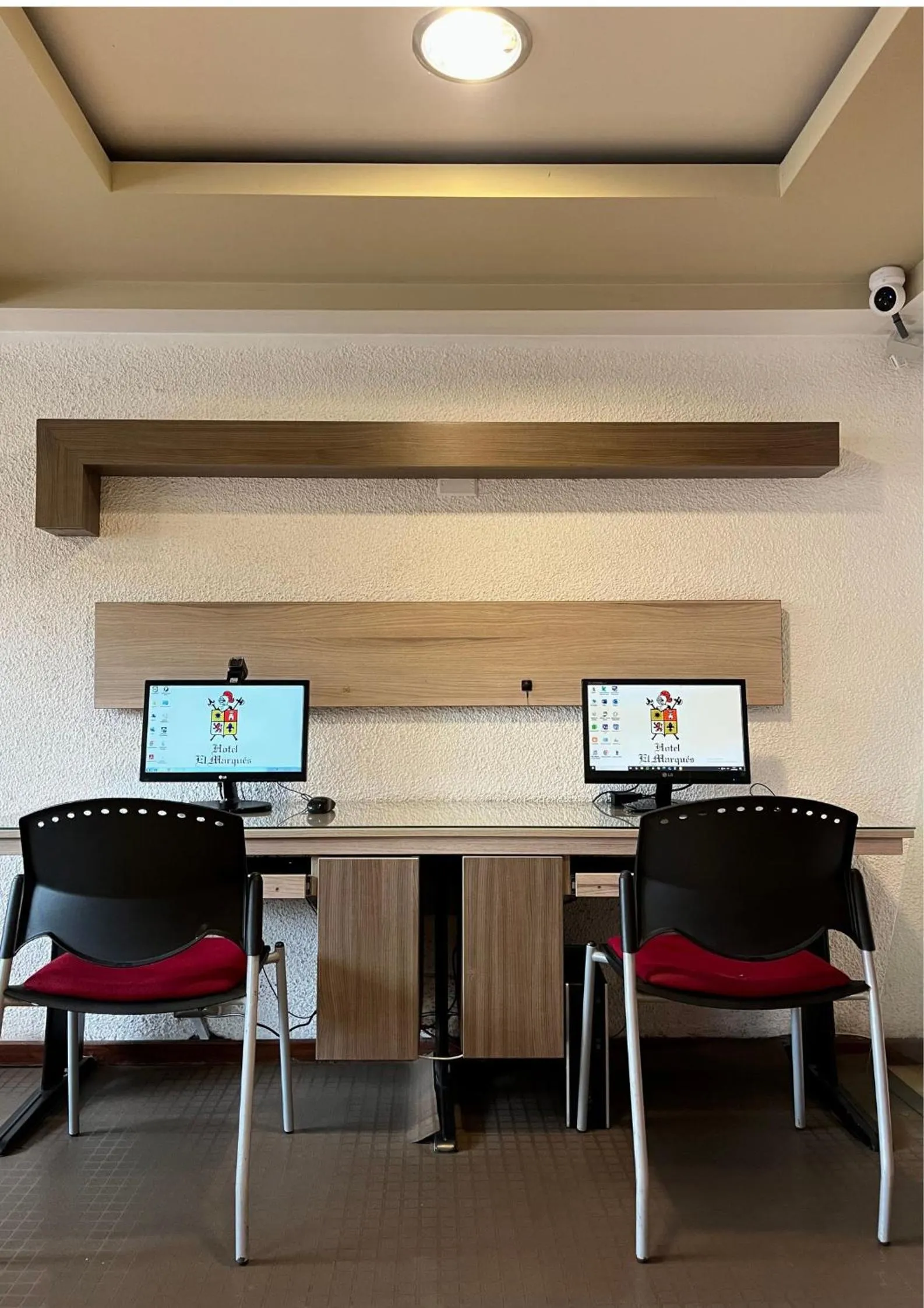Seating area in Hotel El Marqués