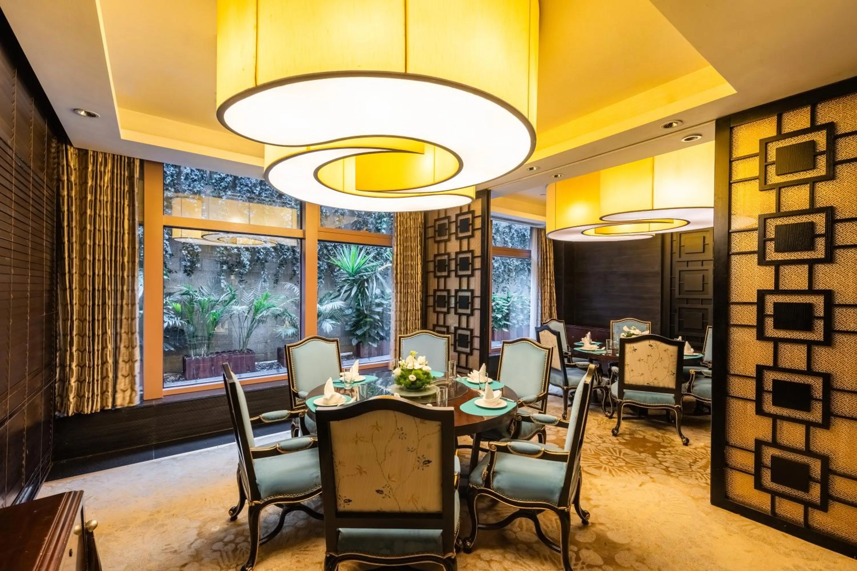 Restaurant/places to eat in Fairmont Beijing - 20 minutes to Forbidden City by metro