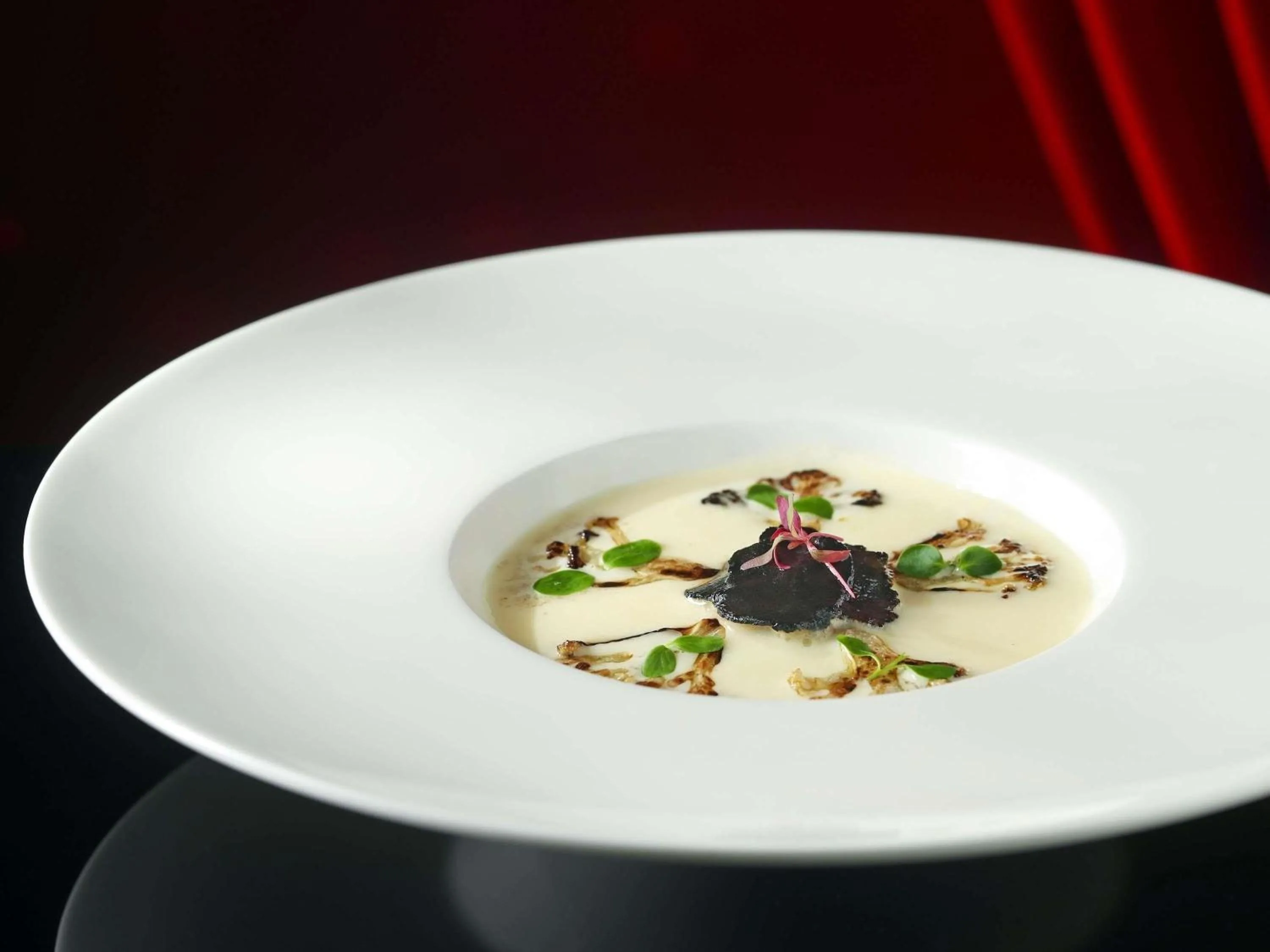 Restaurant/places to eat in Fairmont Beijing - 20 minutes to Forbidden City by metro