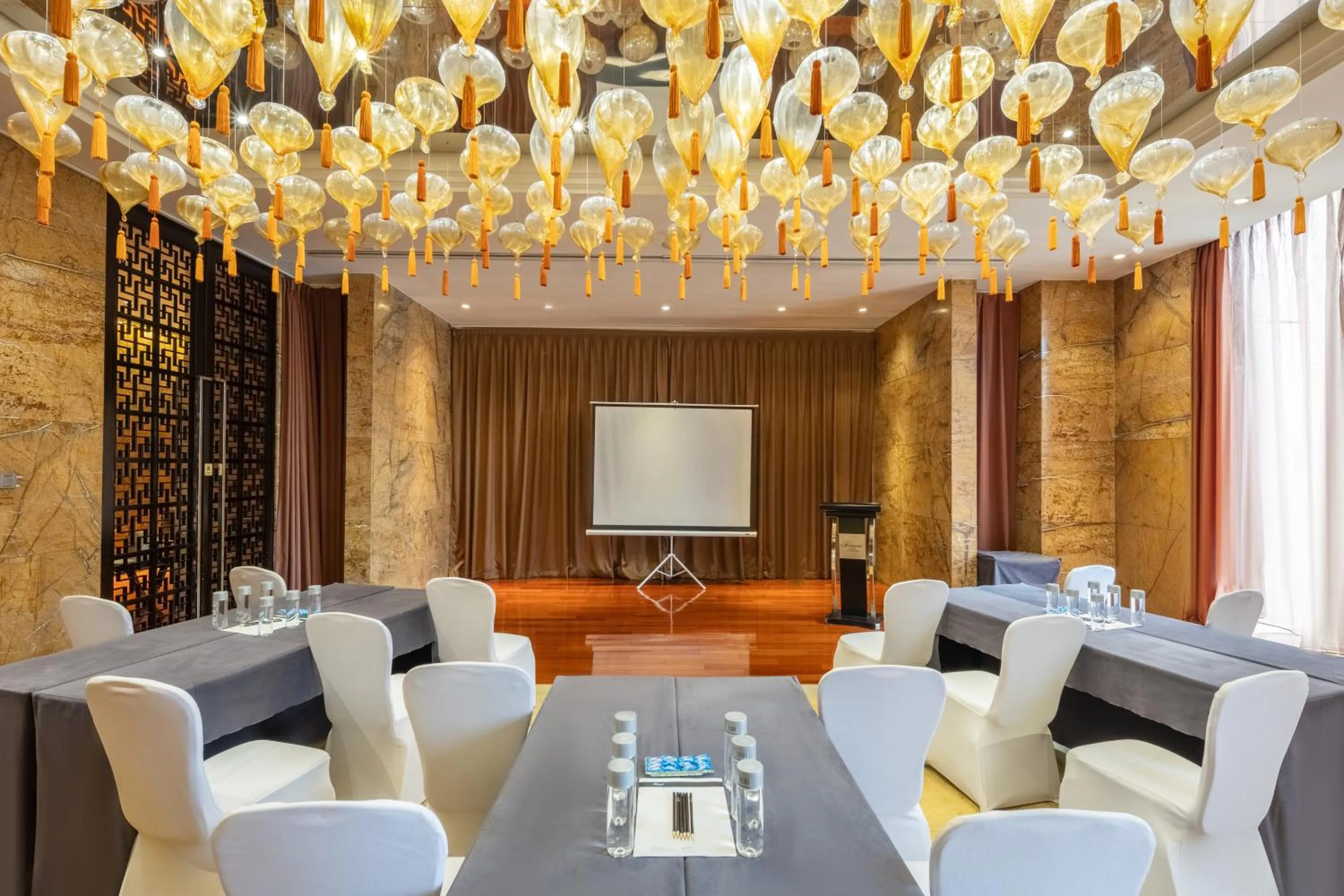 Banquet/Function facilities in Fairmont Beijing - 20 minutes to Forbidden City by metro