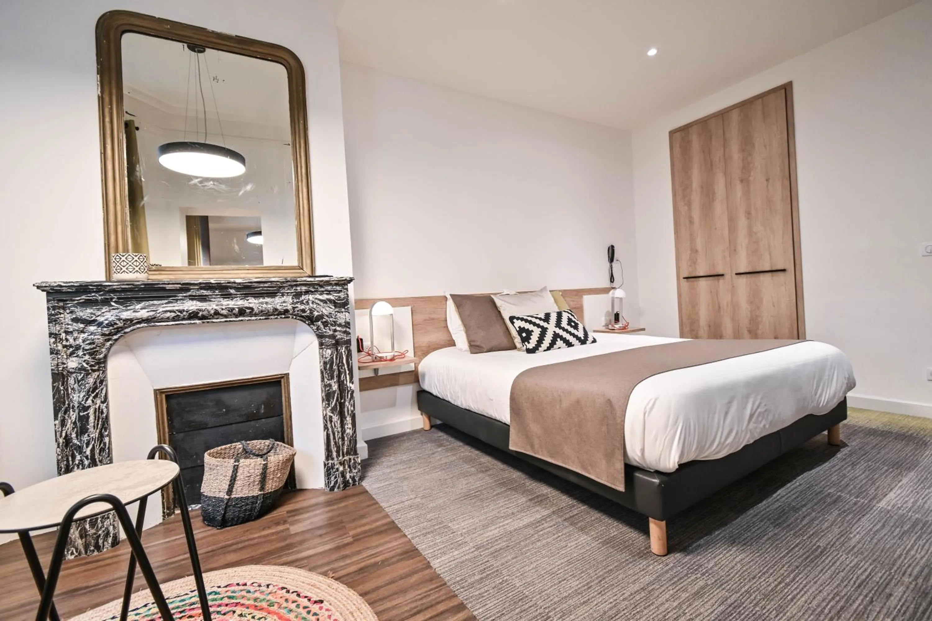 Bed in Les cles du 27 Paris