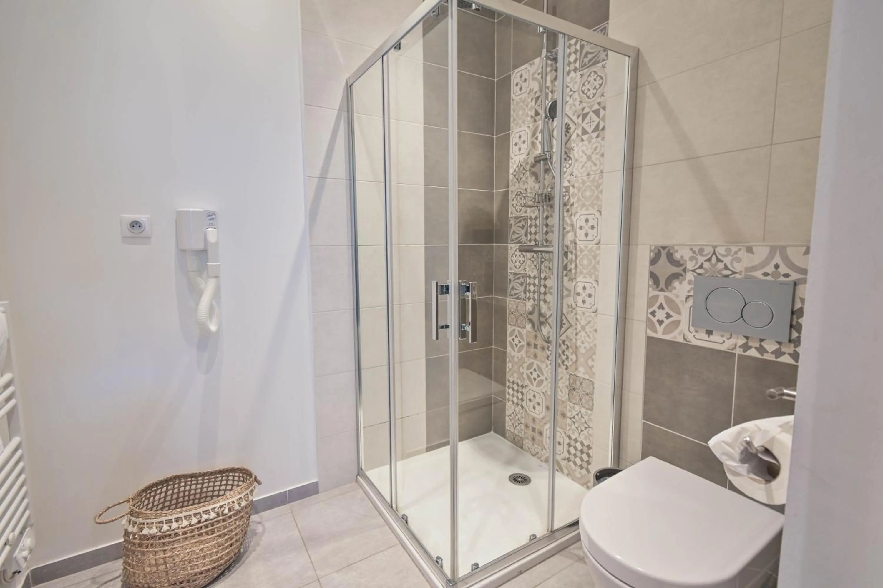 Bathroom in Les cles du 27 Paris