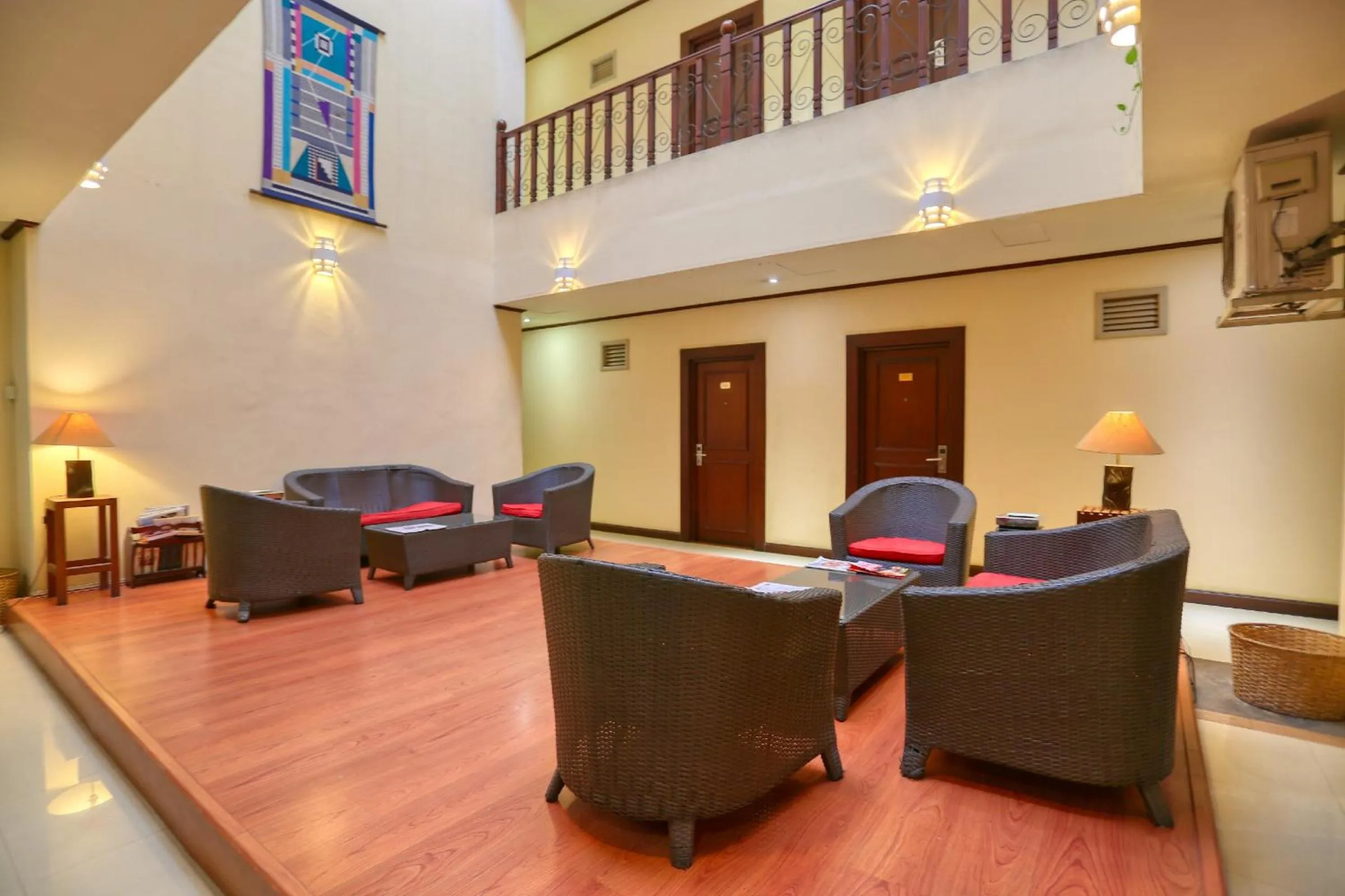 Seating area in Colombo City Hotels (Pvt) Ltd