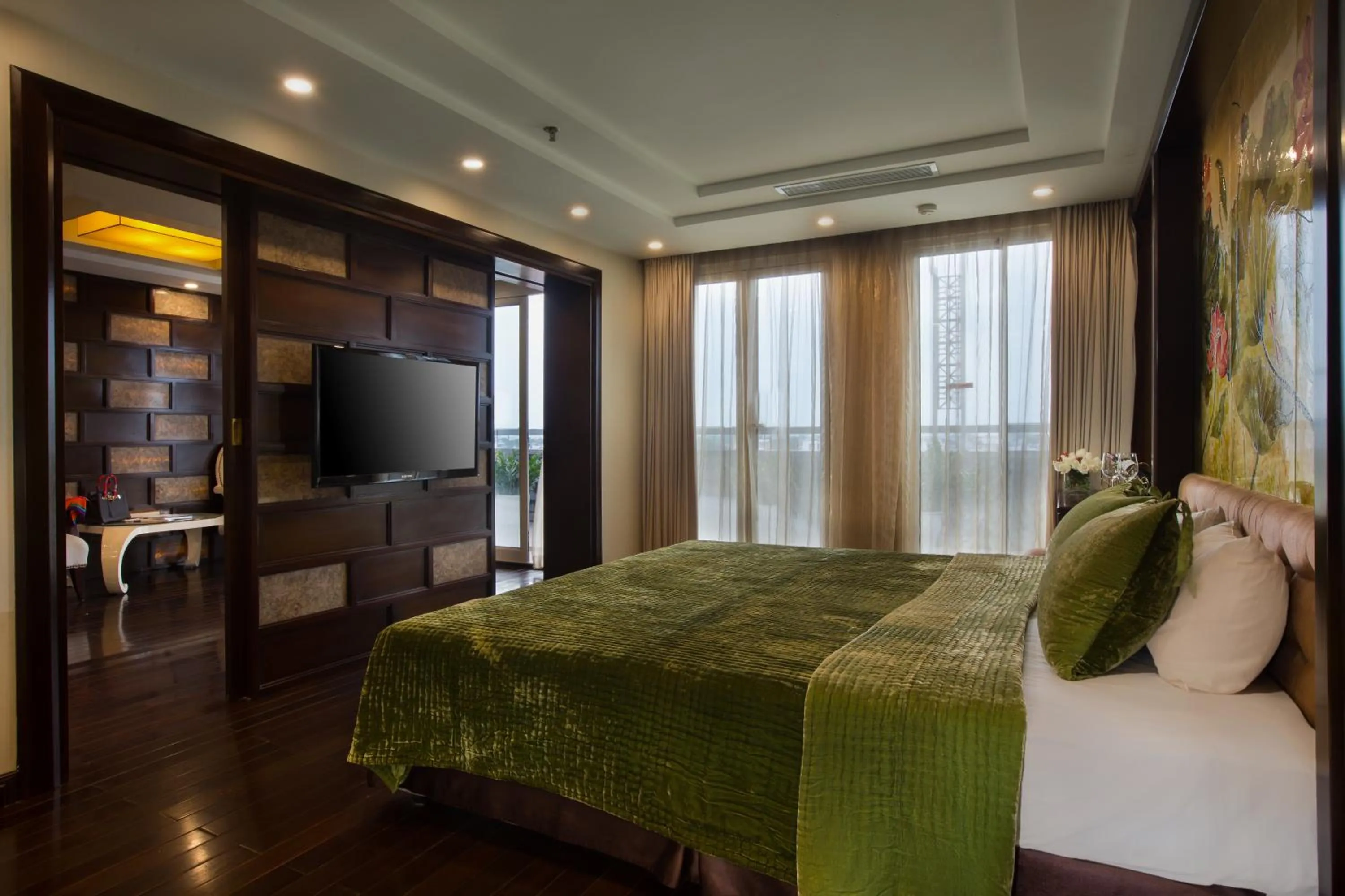 Bedroom, Bed in Golden Silk Boutique Hotel