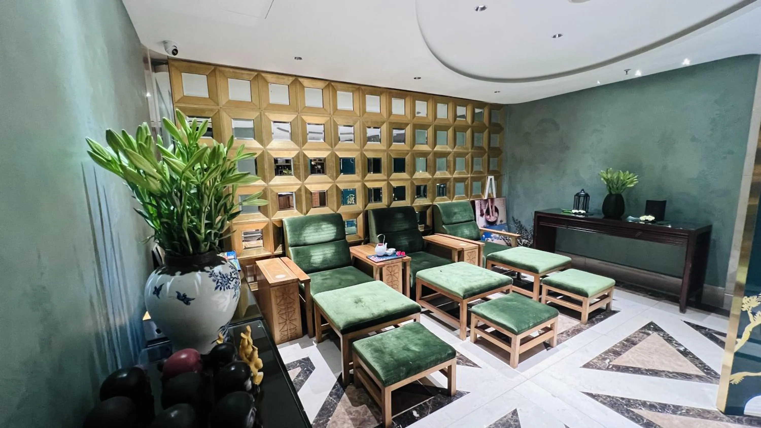 Spa and wellness centre/facilities in Golden Silk Boutique Hotel