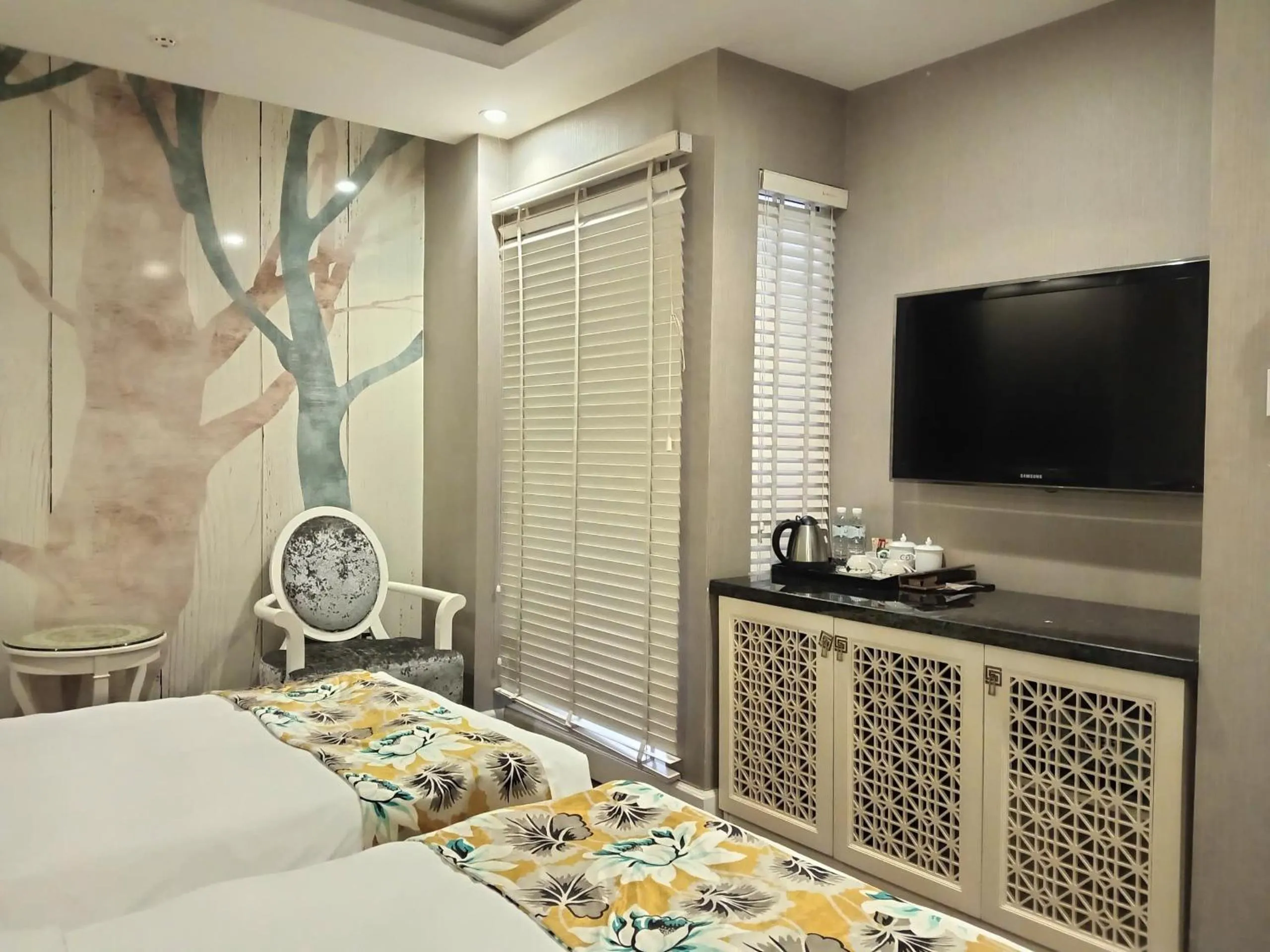 Bed in Golden Silk Boutique Hotel