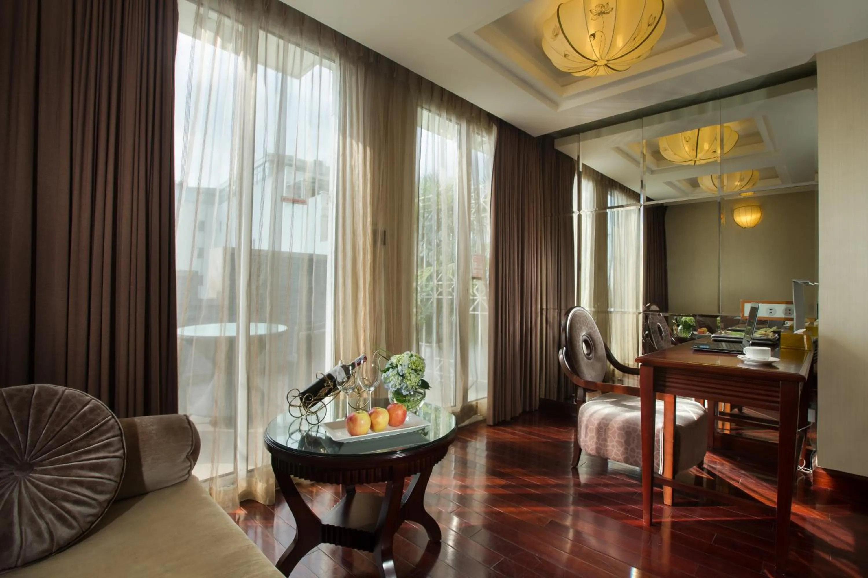 Living room in Golden Silk Boutique Hotel