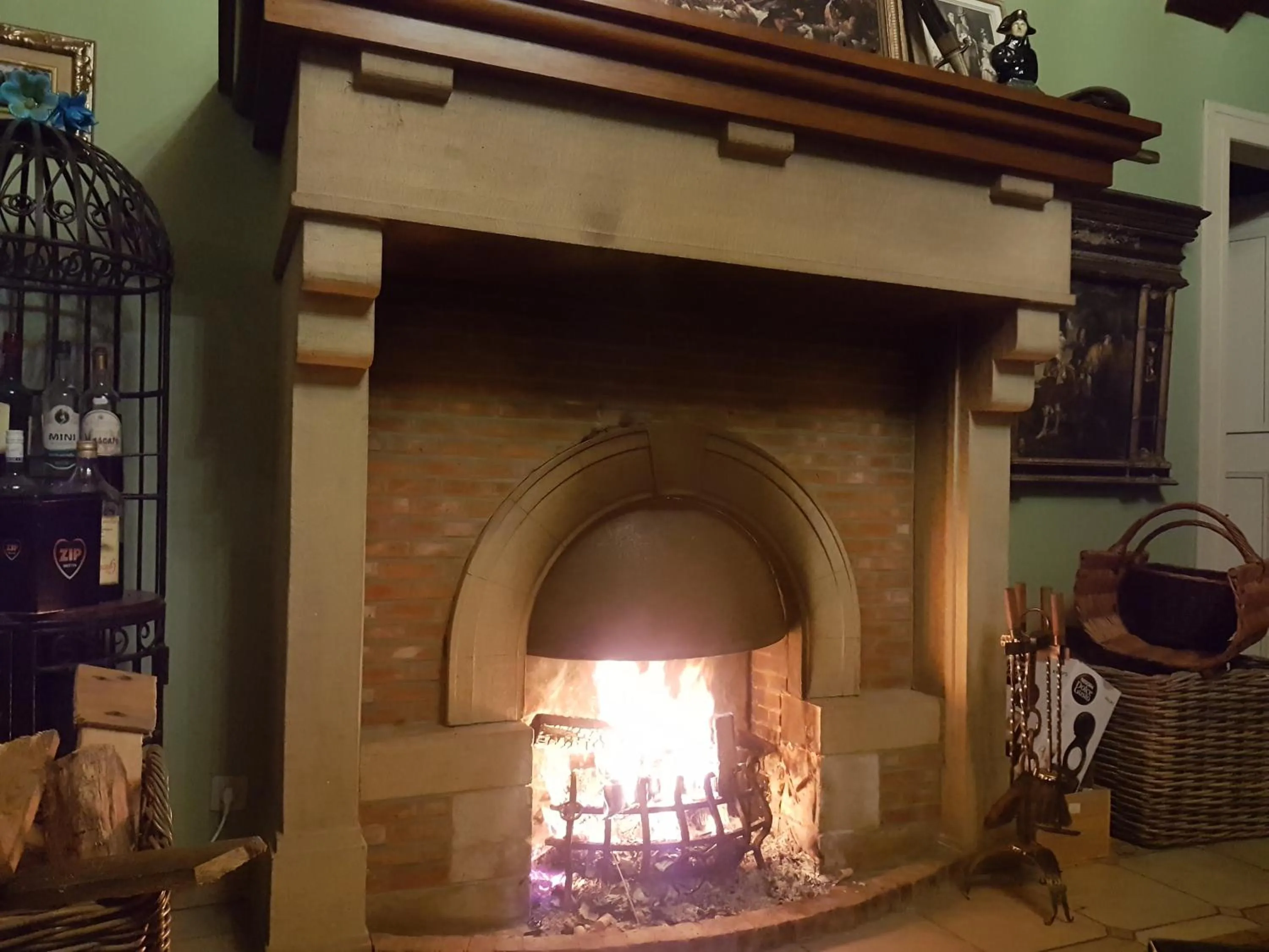 Lobby or reception in Château Lambert Moulinsart Hotel, shuttle airport, long term parking, snooker, large terrasse, dinner, breakfast