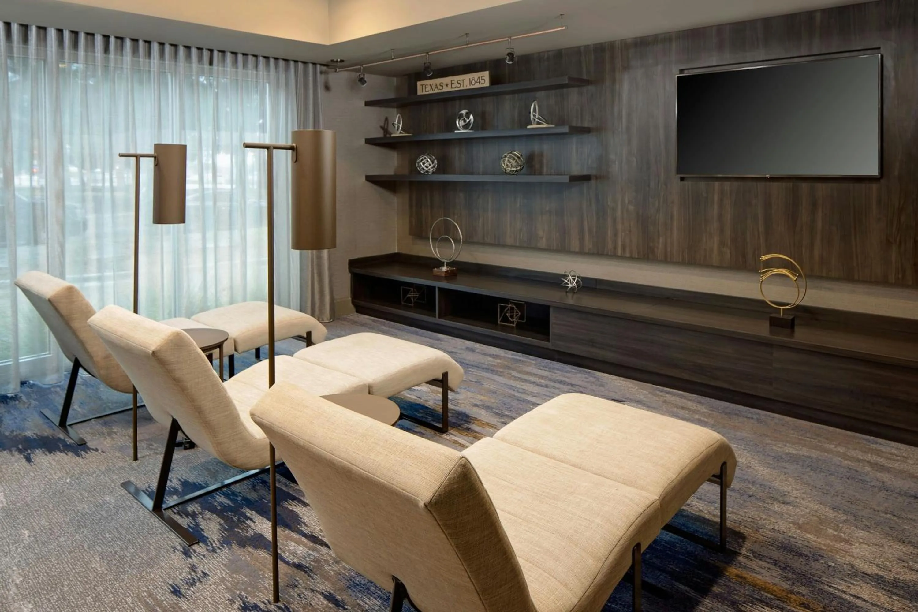 Lobby or reception in Courtyard by Marriott Dallas Downtown/Reunion District