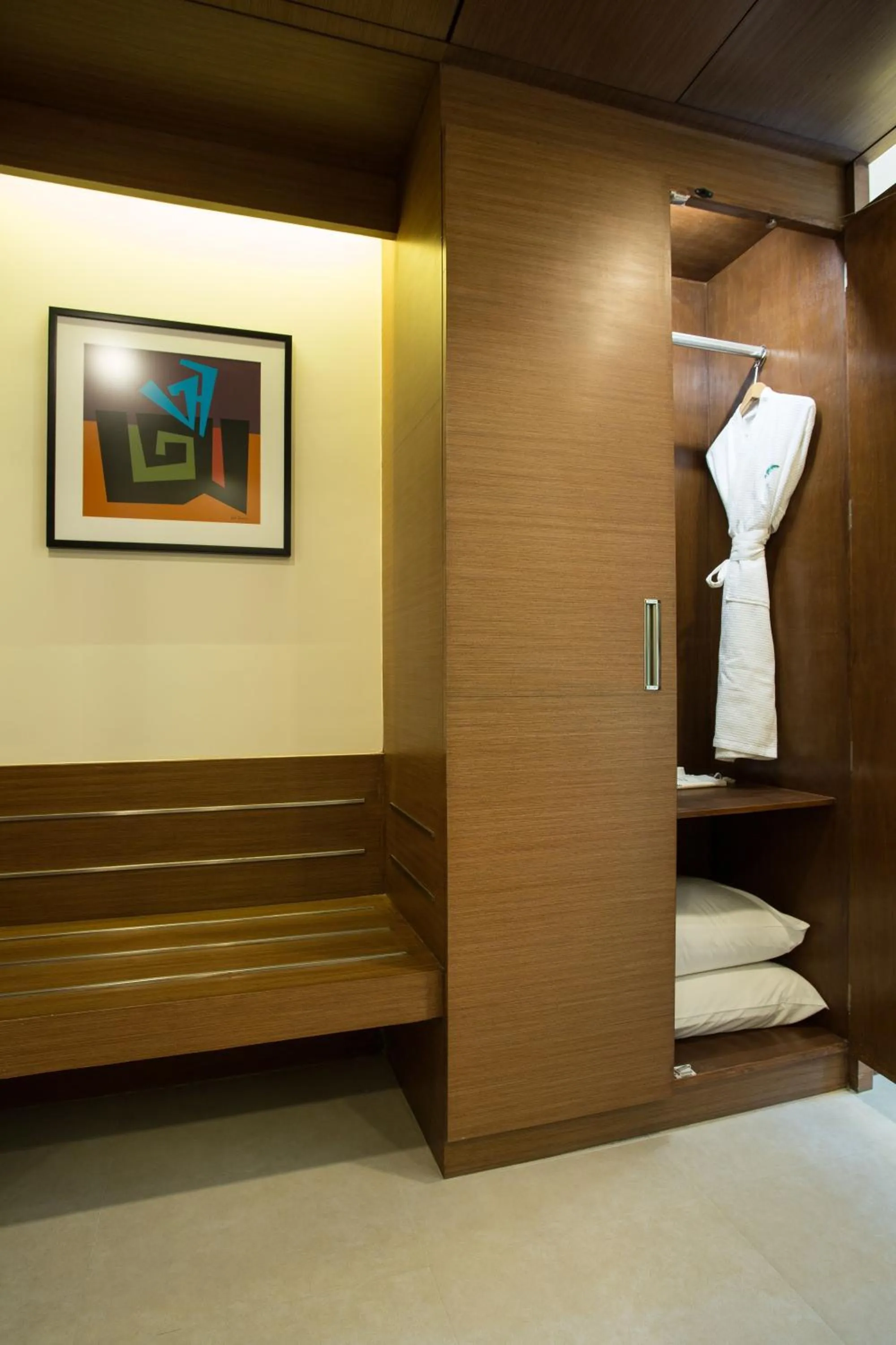 Decorative detail, Bed in The Fern Residency Mumbai