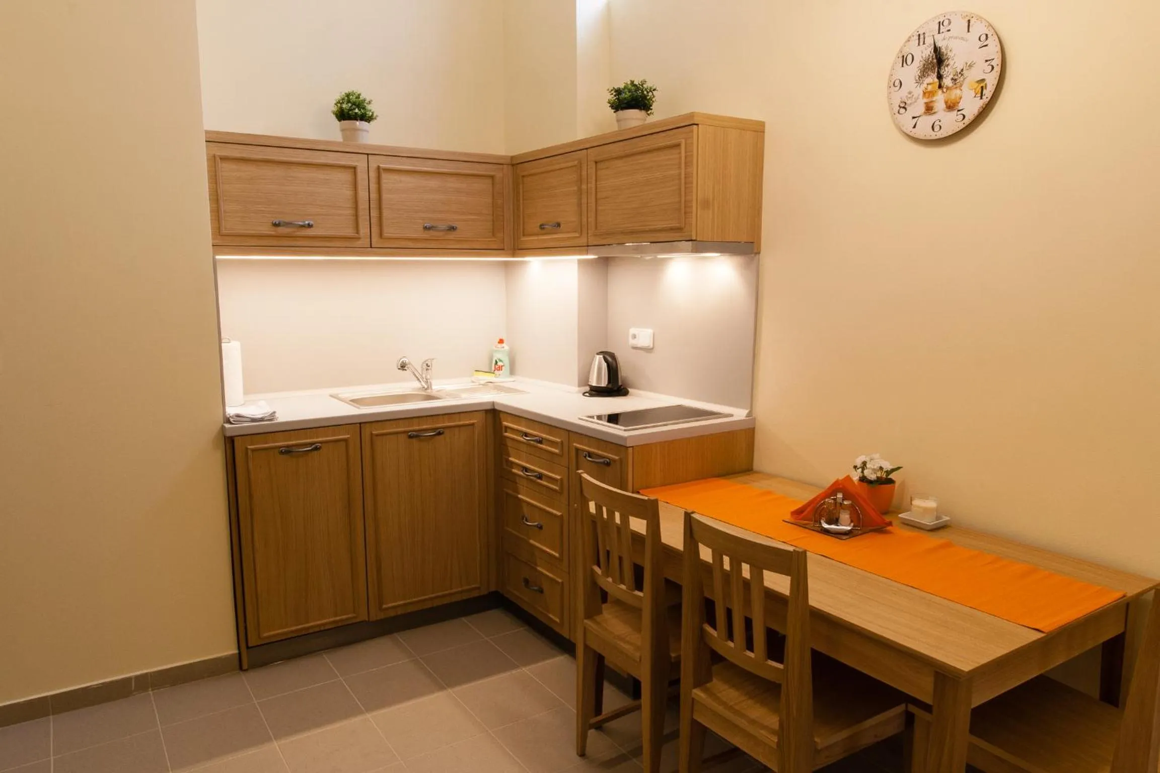 Kitchen or kitchenette in Karlova 25 Apartments