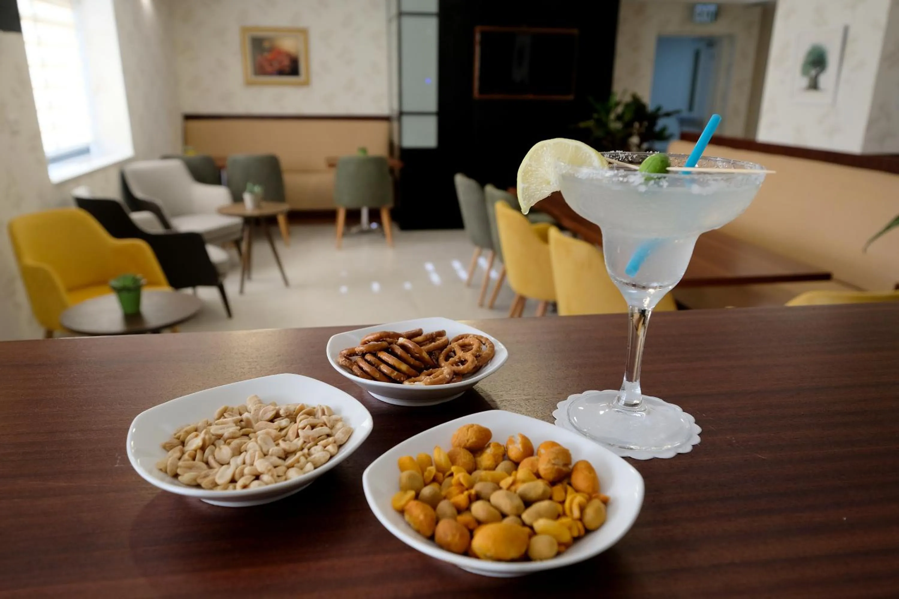 Lounge or bar in Tantur Hills Hotel - Jerusalem