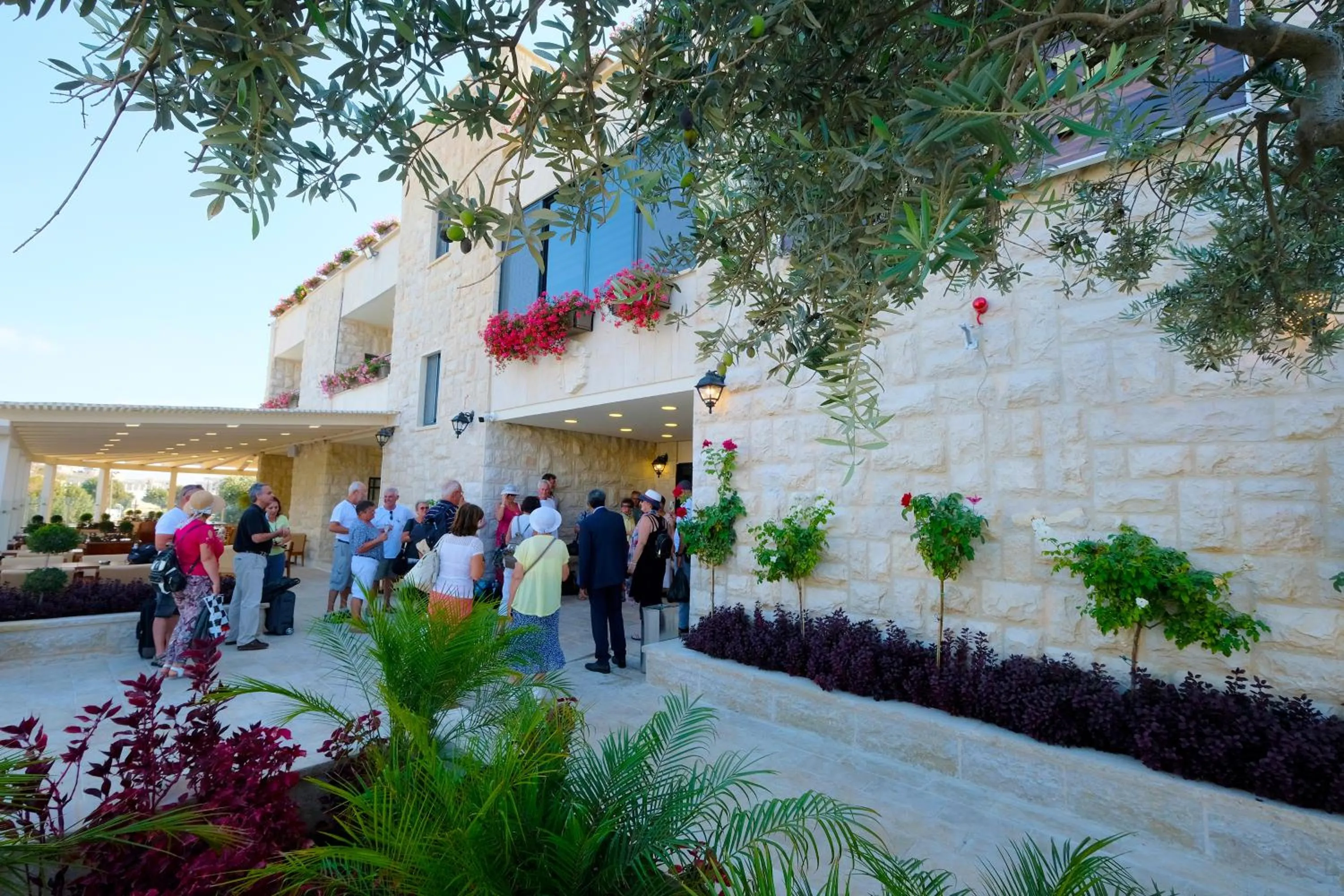 Facade/entrance in Tantur Hills Hotel - Jerusalem