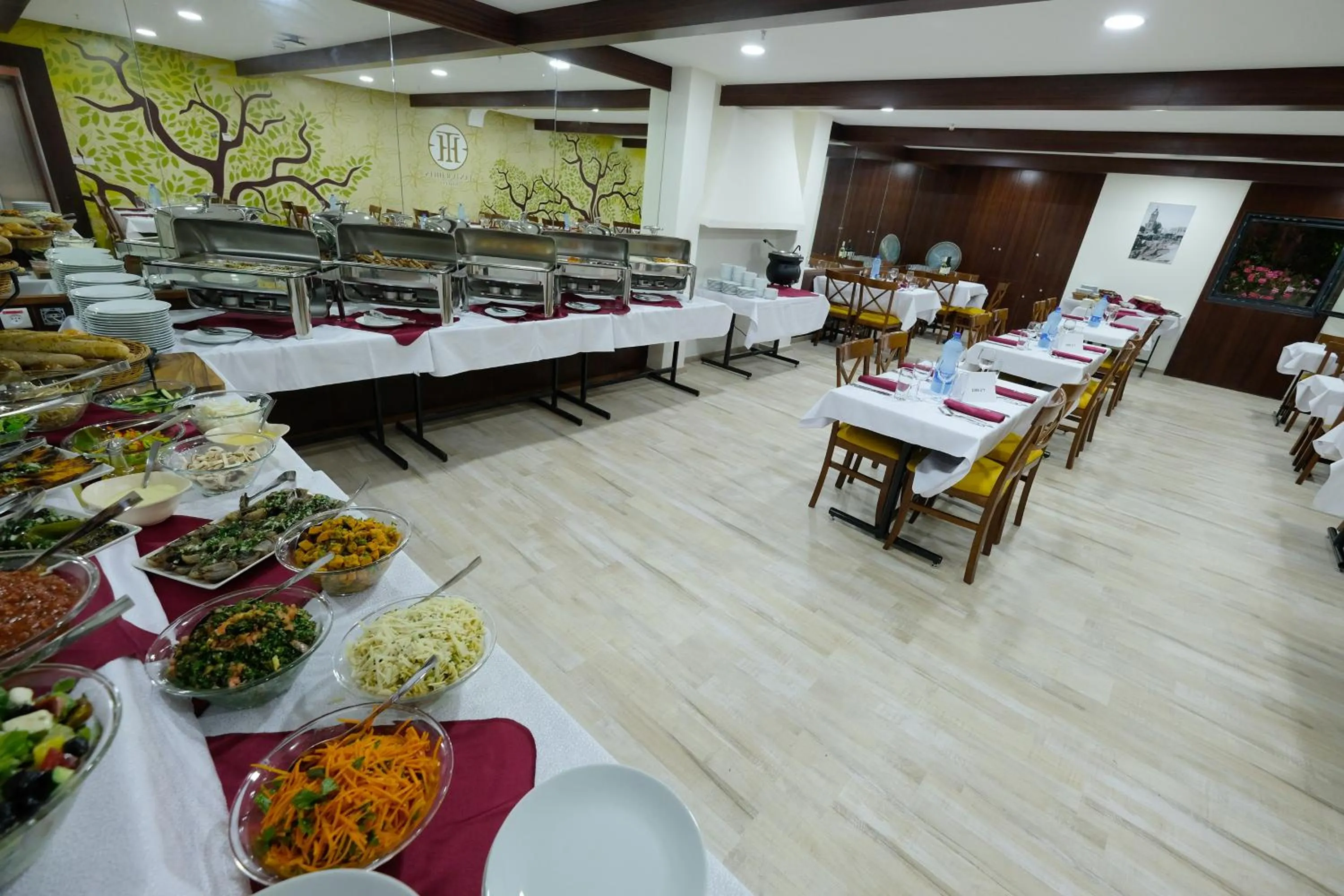 Restaurant/places to eat in Tantur Hills Hotel - Jerusalem