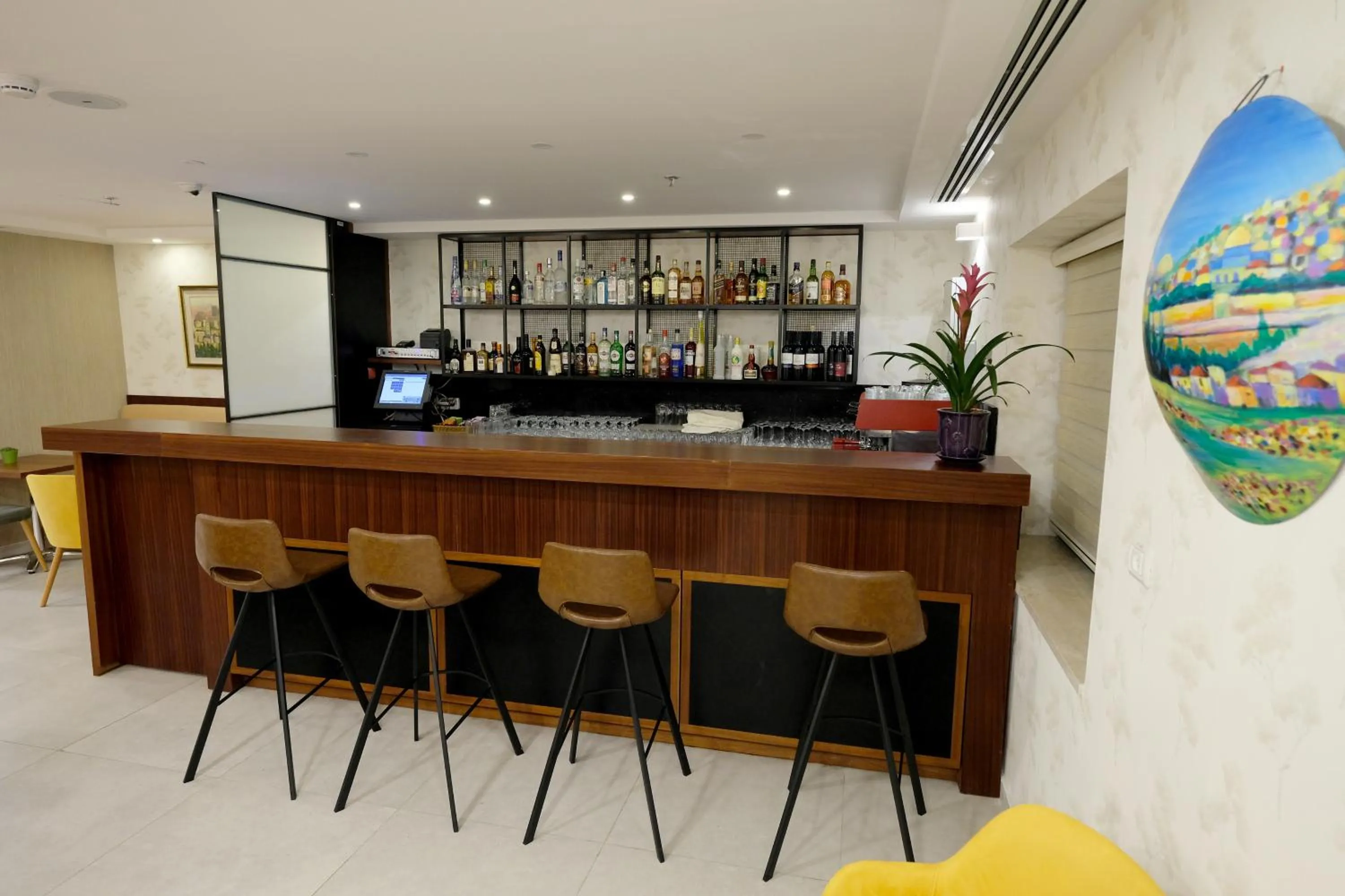 Lounge or bar in Tantur Hills Hotel - Jerusalem