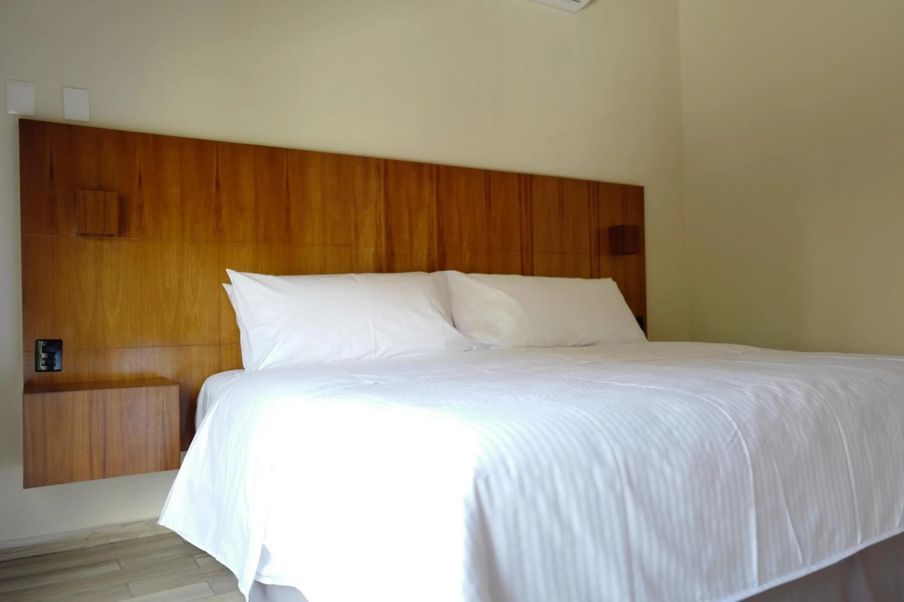 Bedroom, Bed in Villas La Ceiba