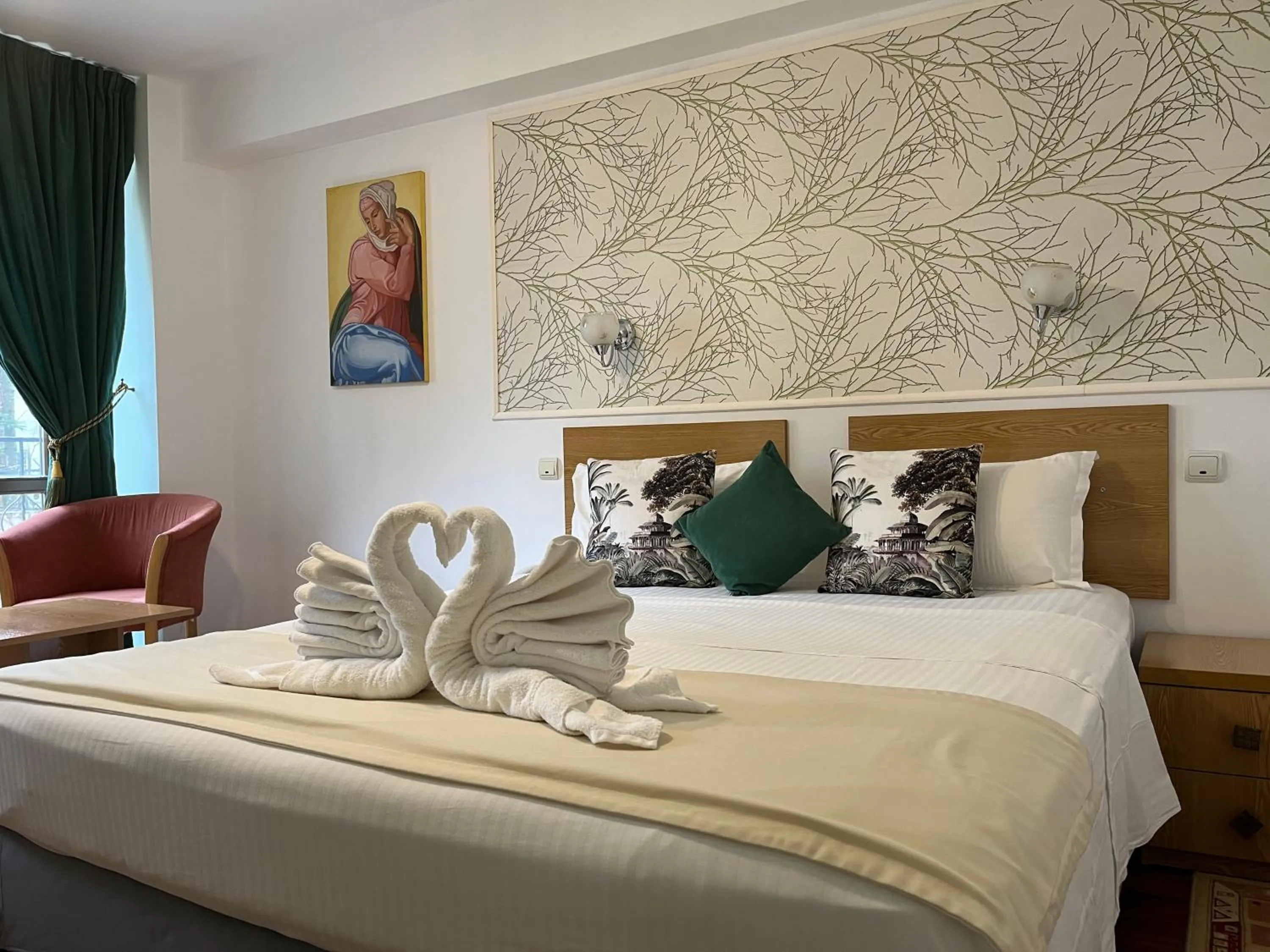 Bedroom, Bed in Hotel Michelangelo