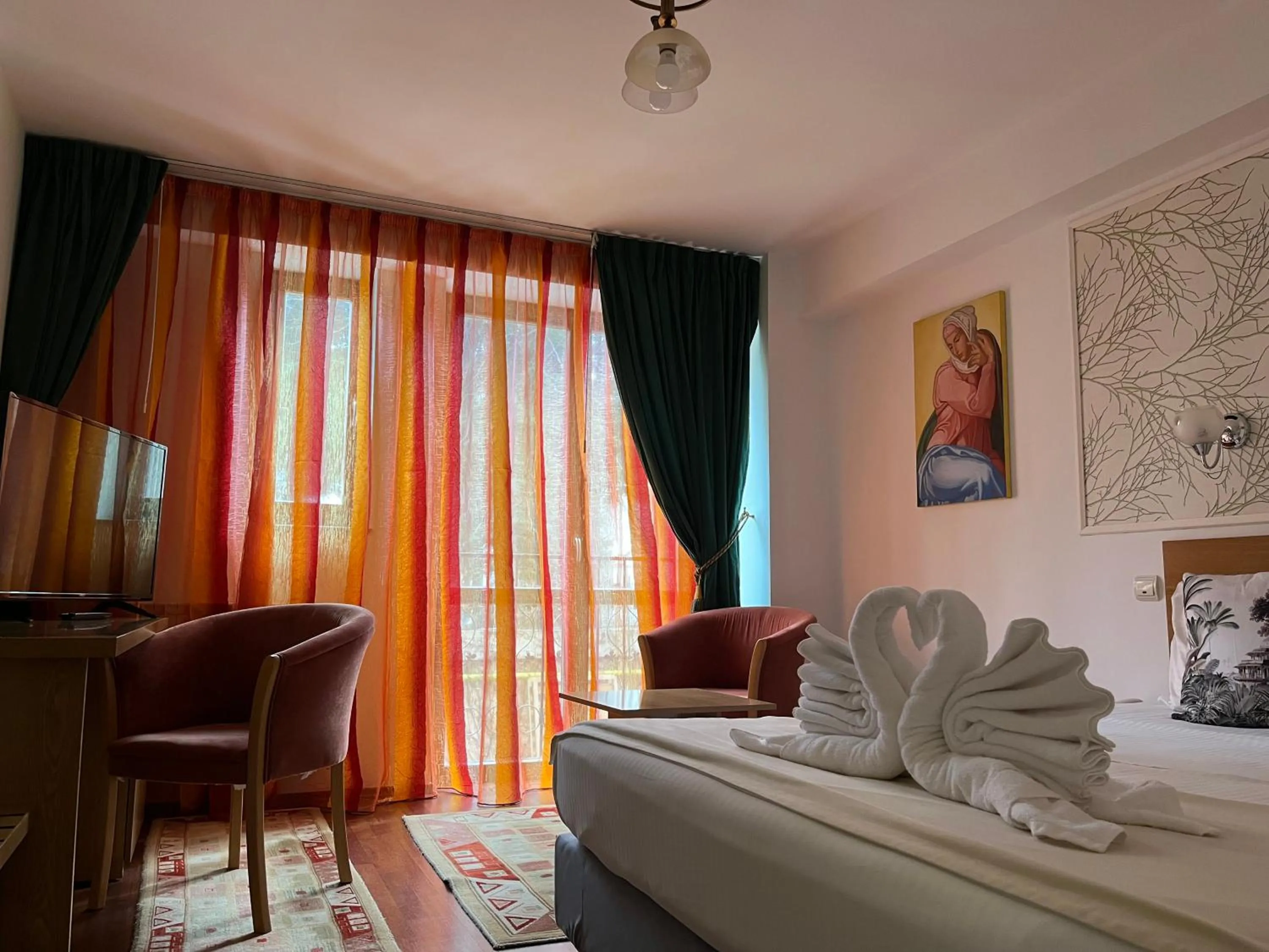 Bedroom, Bed in Hotel Michelangelo