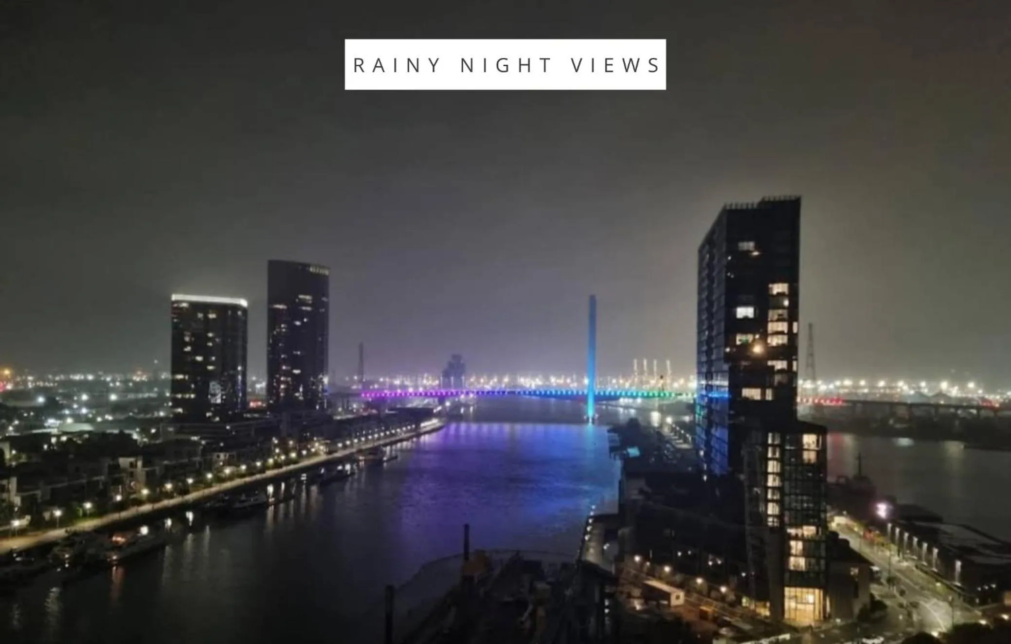 Night in Melbourne Lifestyle Apartments - Best Views on Collins