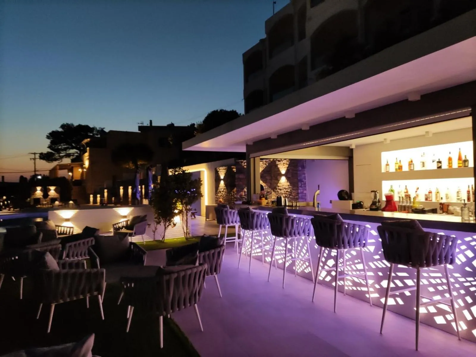 Anthemis Hotel Apartments