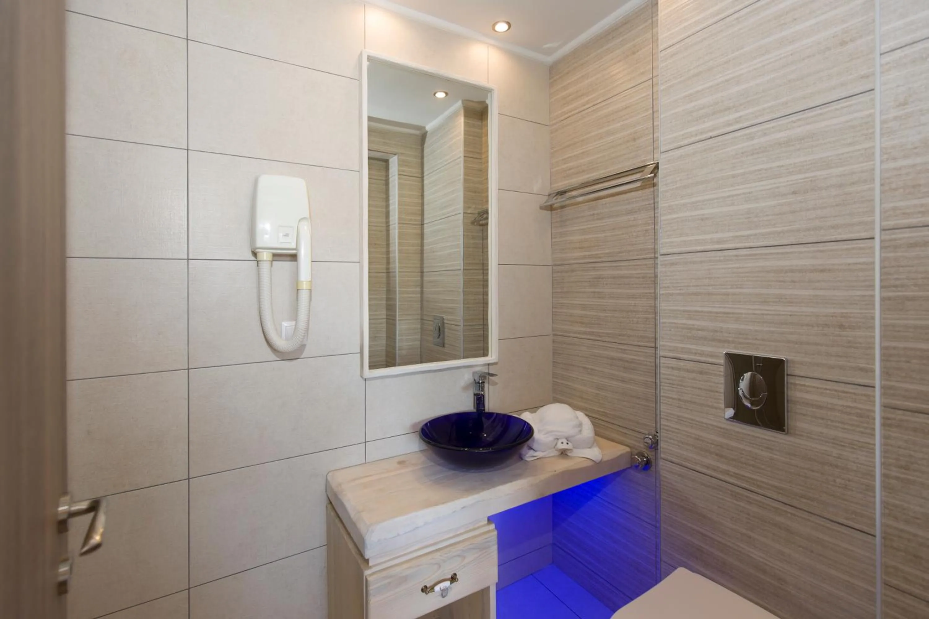 Anthemis Hotel Apartments