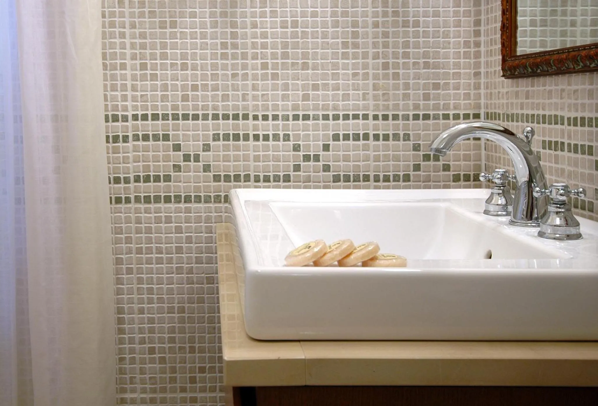 Bathroom in Hotel Mitra, Story Hotels