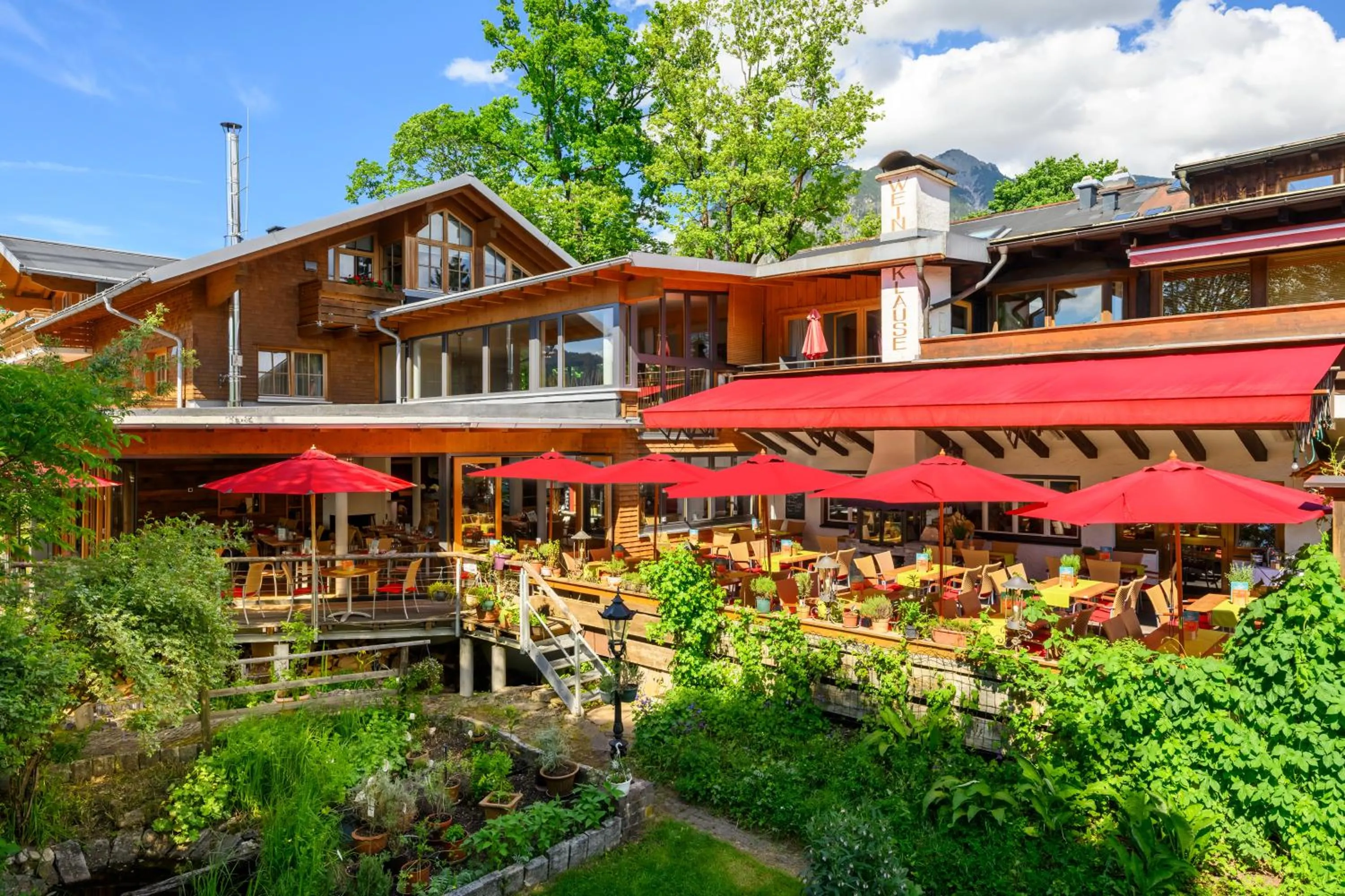 Restaurant/places to eat in Aparthotel Weinklause Superior