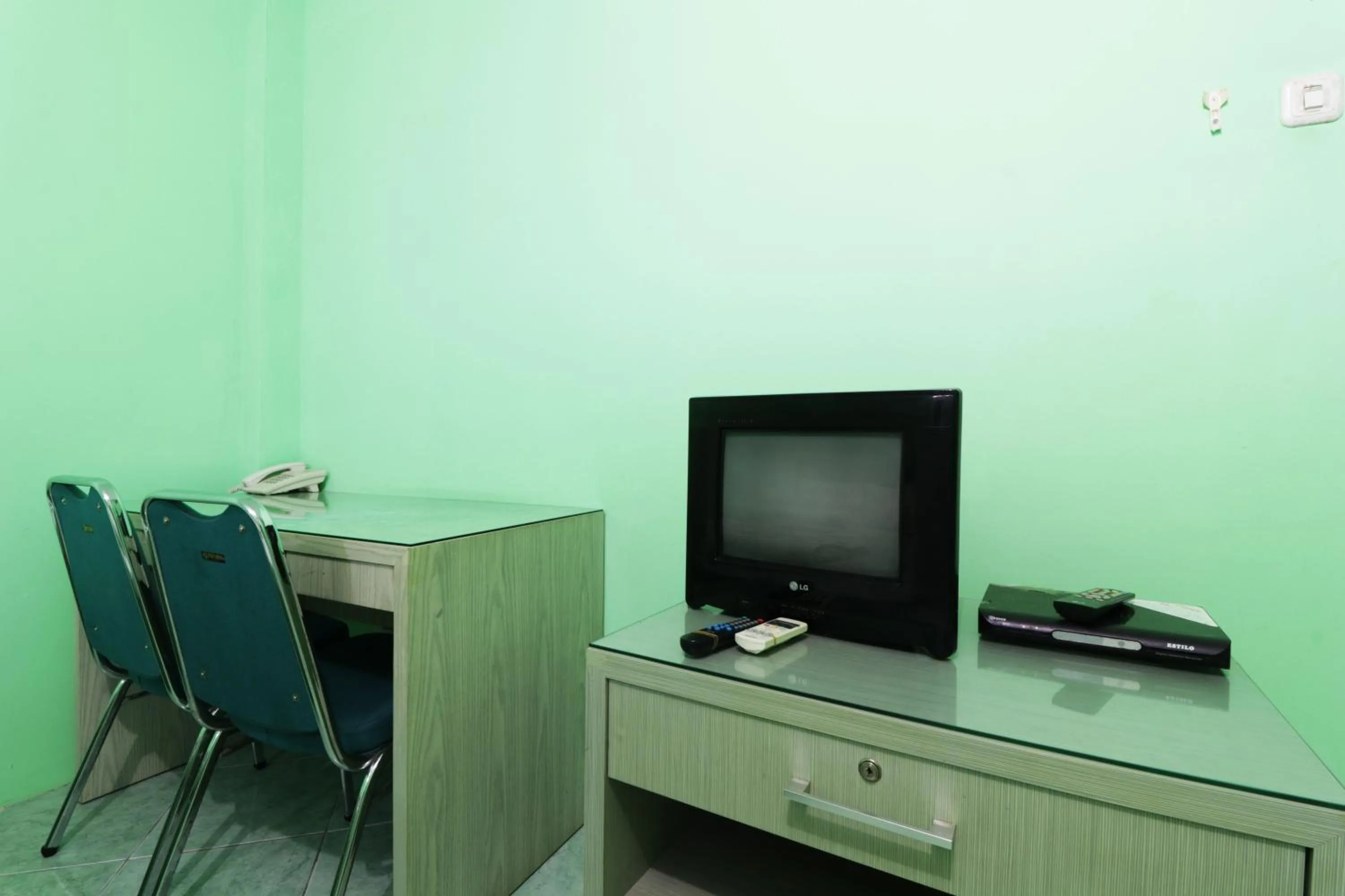 TV and multimedia in Wisma Aam Syariah