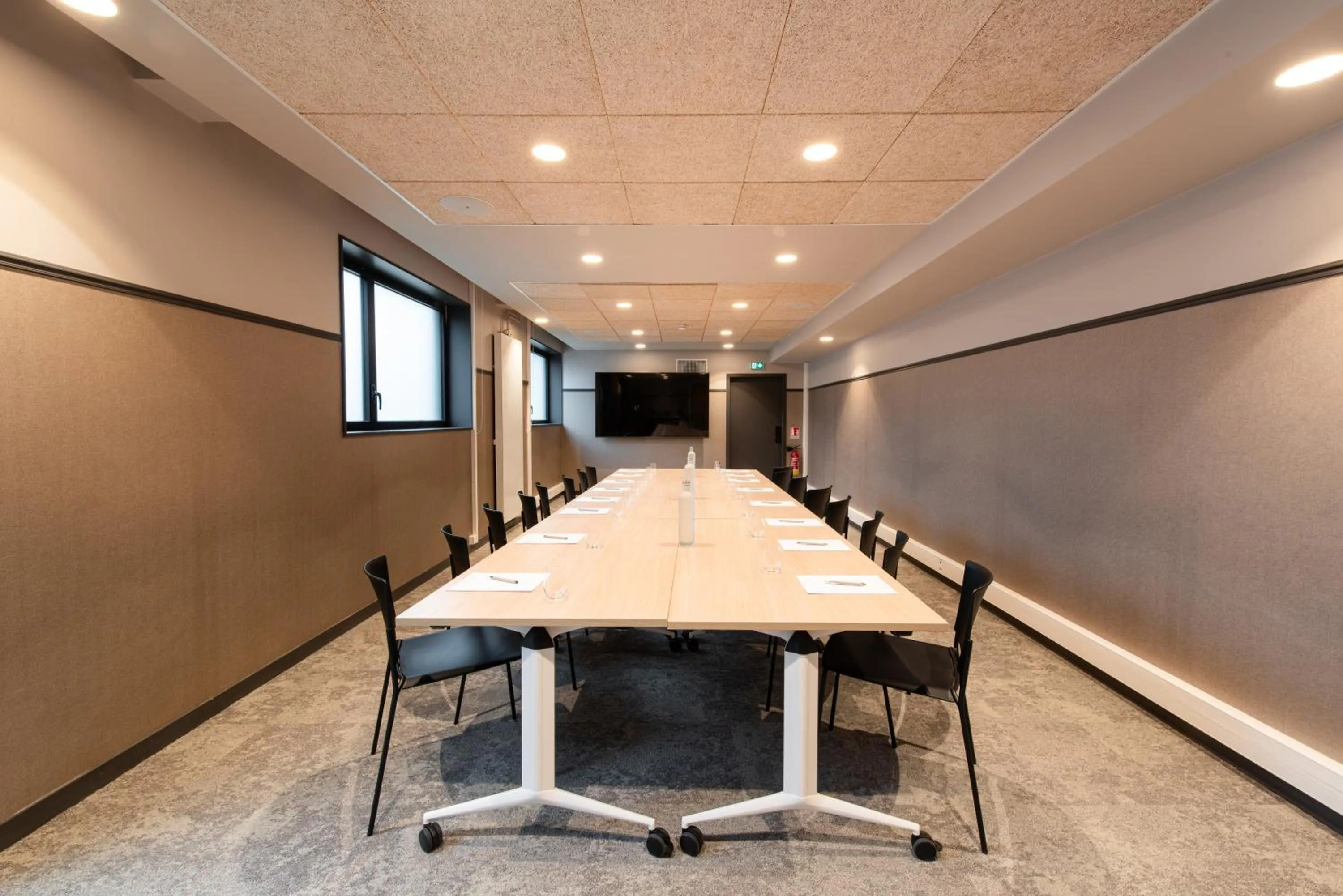 Meeting/conference room in La Maison OBONO Hôtel & Spa