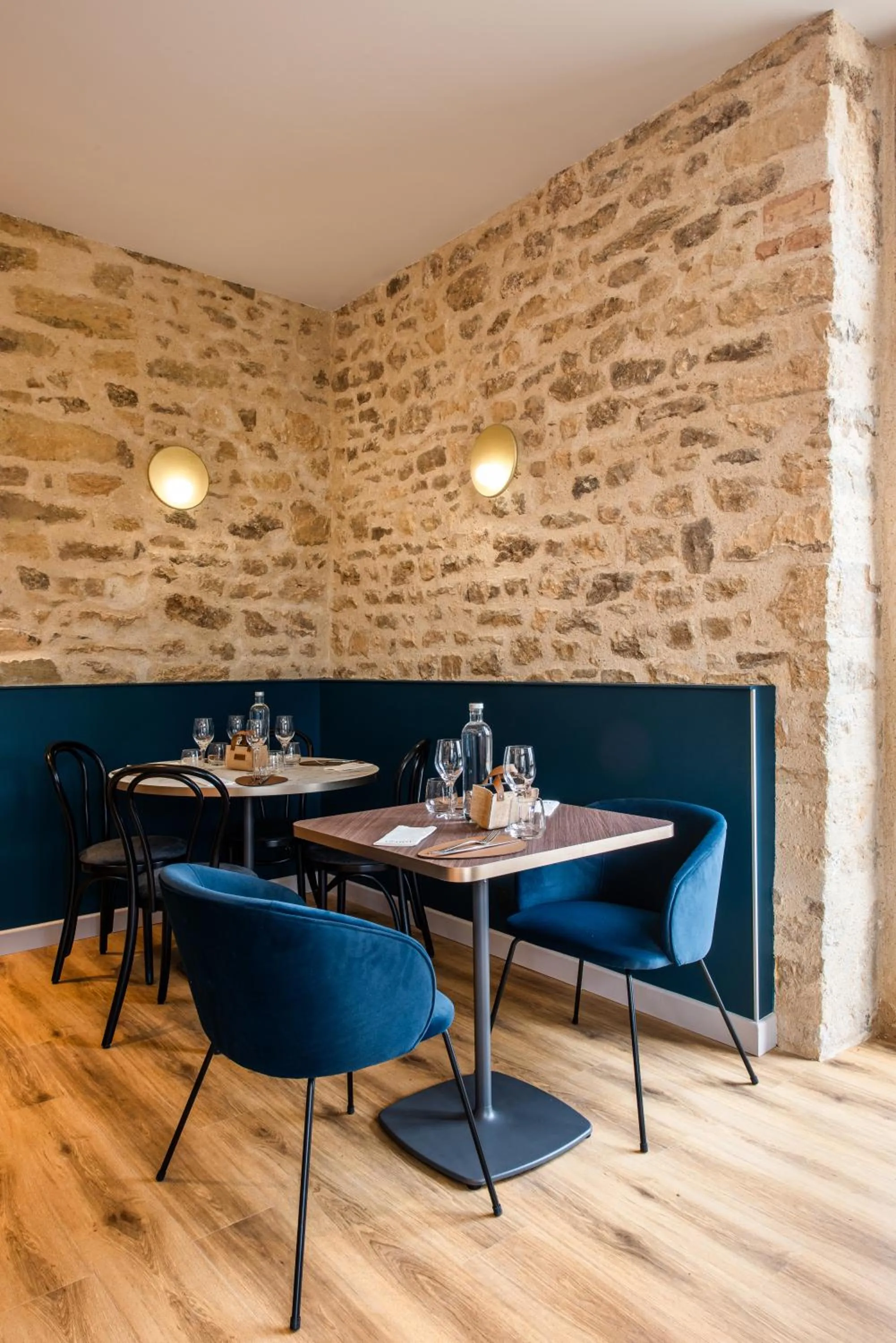 Lounge or bar in La Maison OBONO Hôtel & Spa