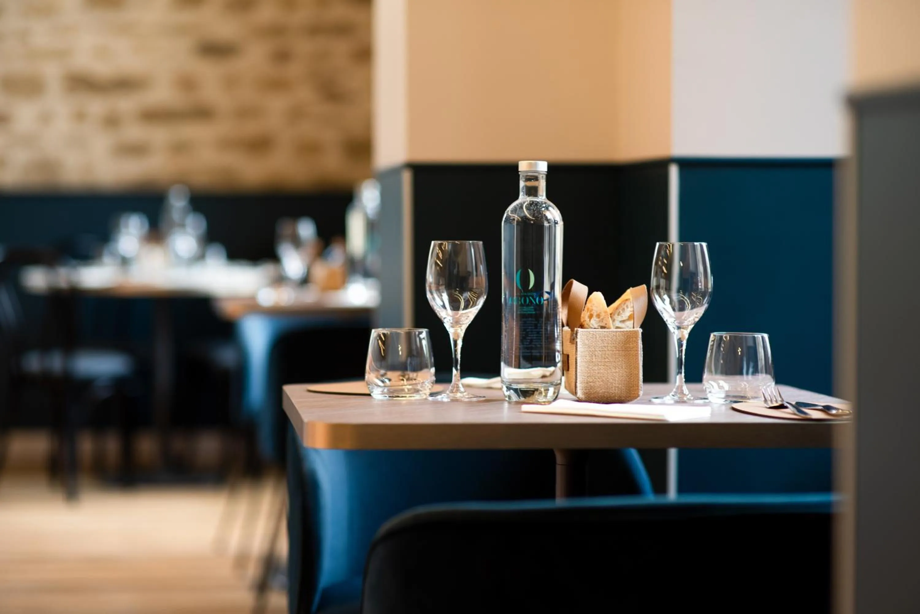 Lounge or bar in La Maison OBONO Hôtel & Spa