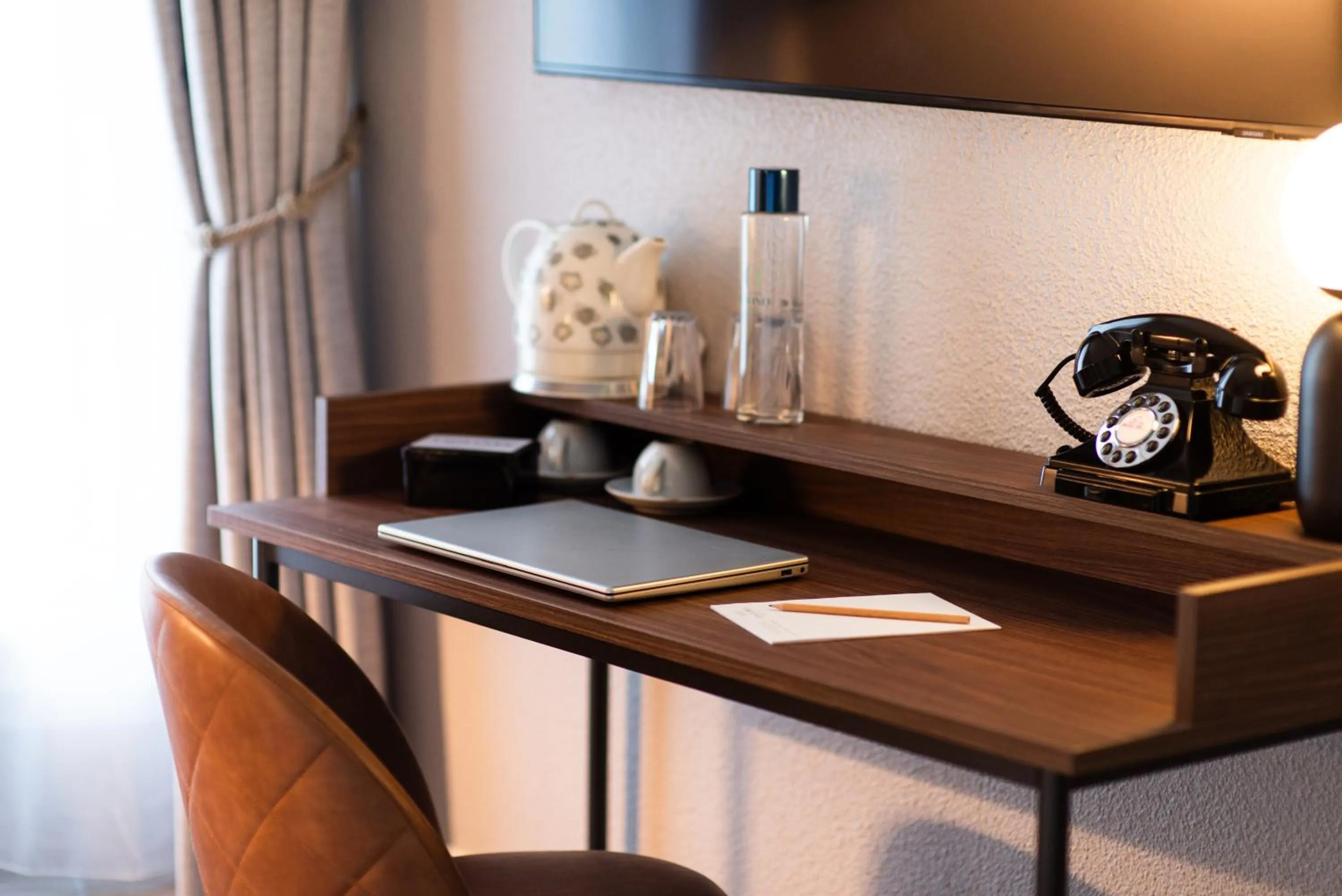 hair dresser in La Maison OBONO Hôtel & Spa