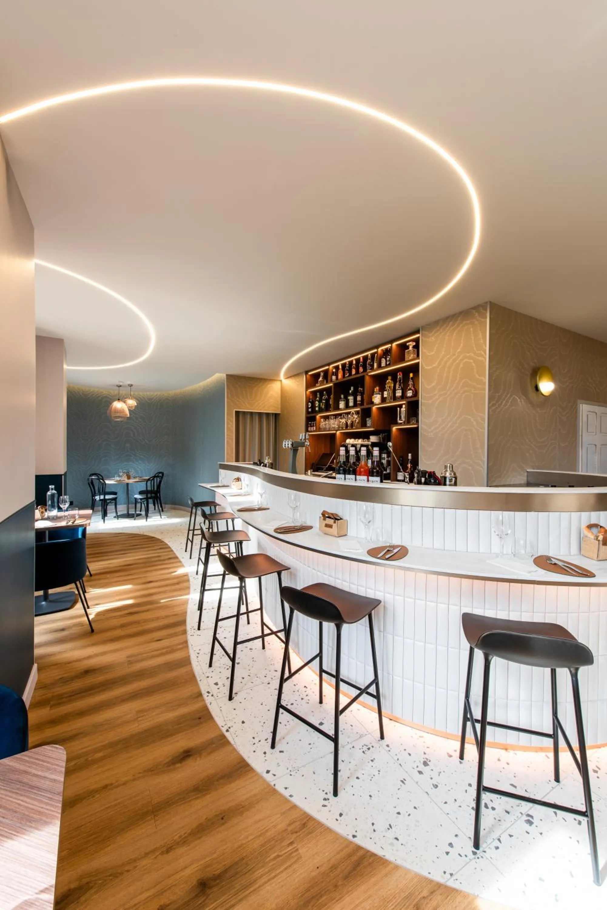 Lounge or bar in La Maison OBONO Hôtel & Spa