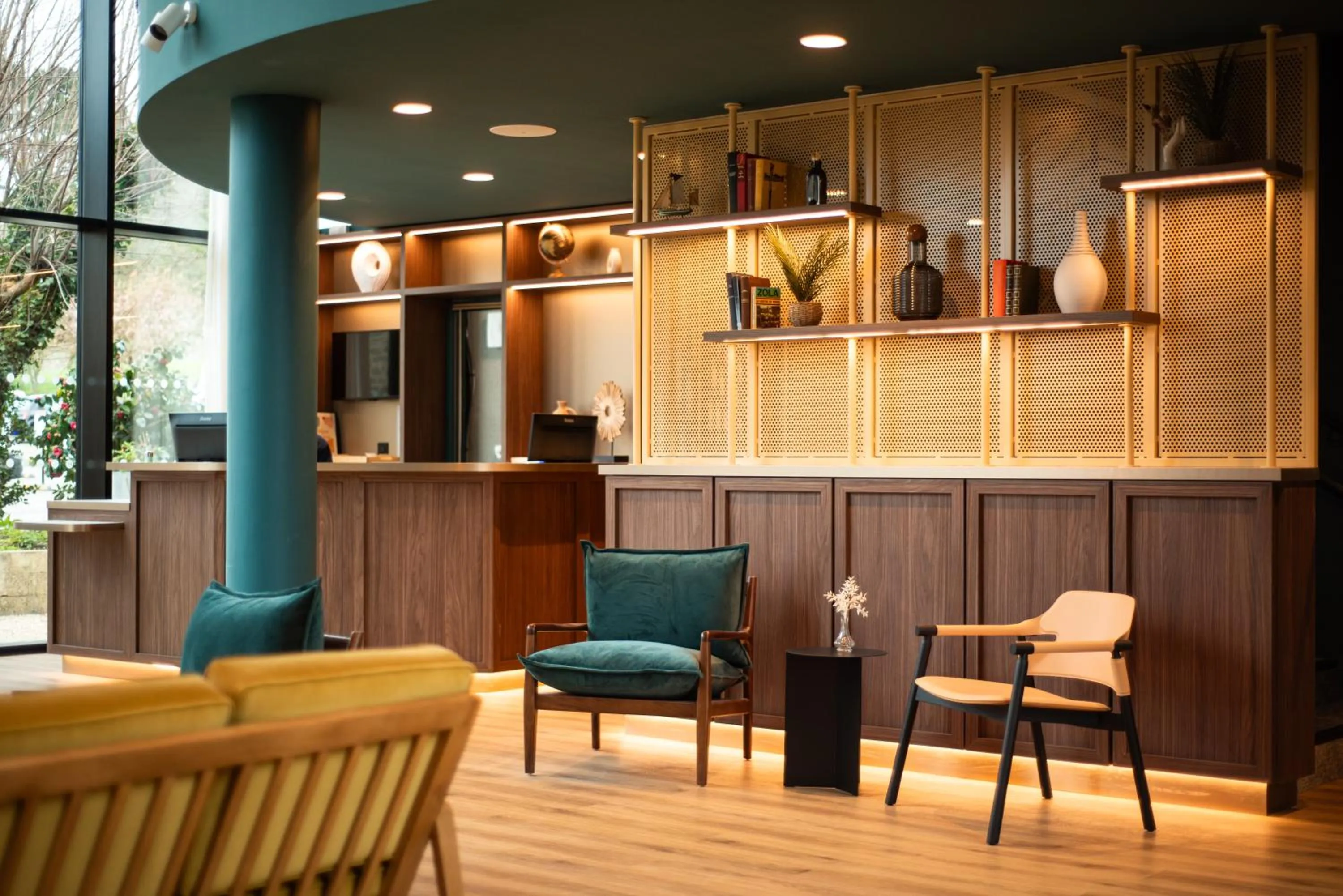 Lobby or reception in La Maison OBONO Hôtel & Spa