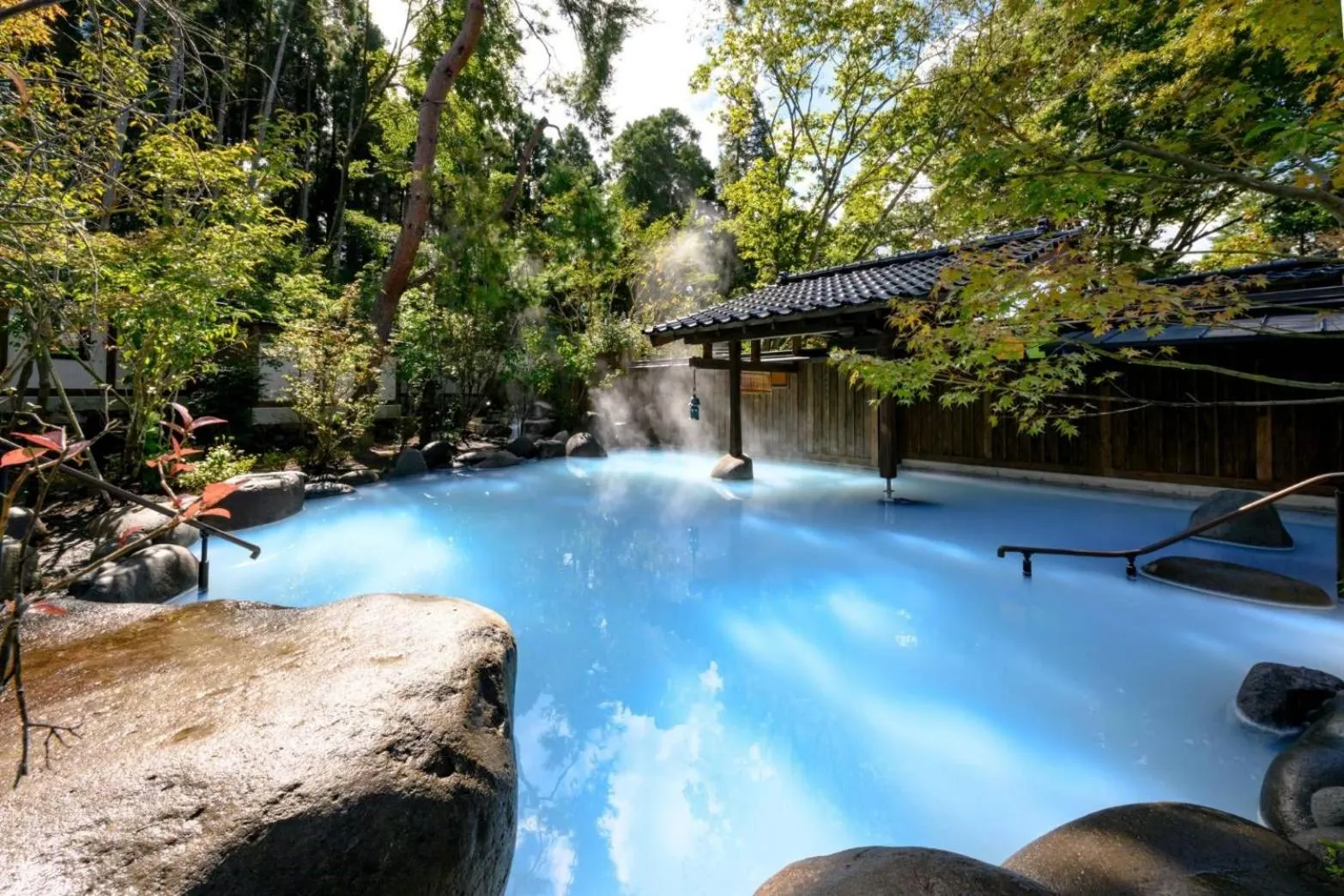 Hot Spring Bath in Taisho Yufu no Hana