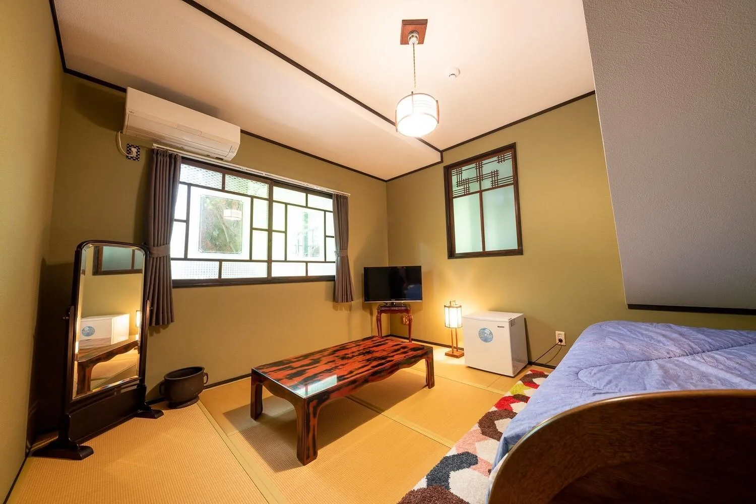 TV and multimedia, Bed in Taisho Yufu no Hana