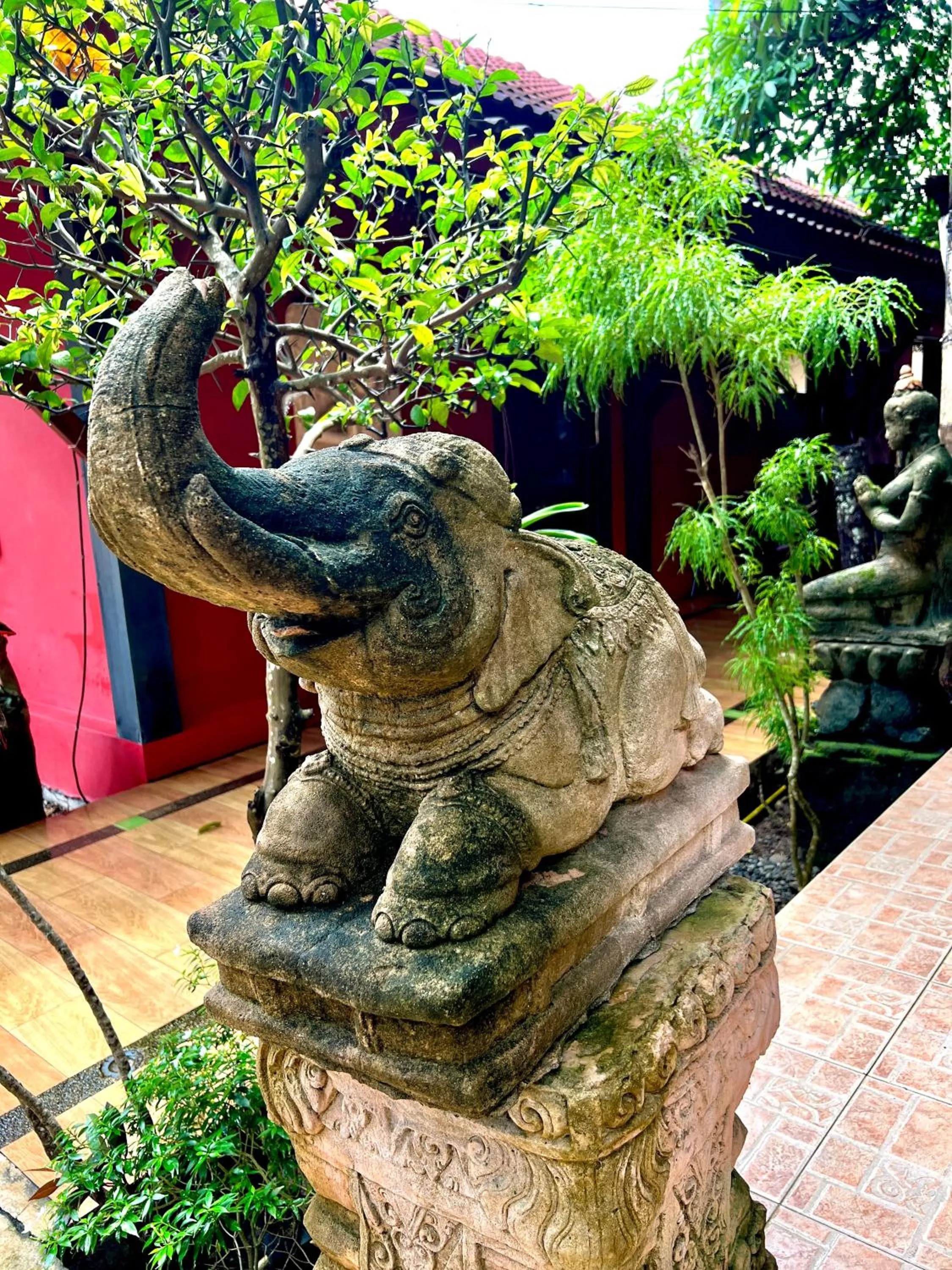 Nearby landmark in Baan Ton Rak Boutique Resort