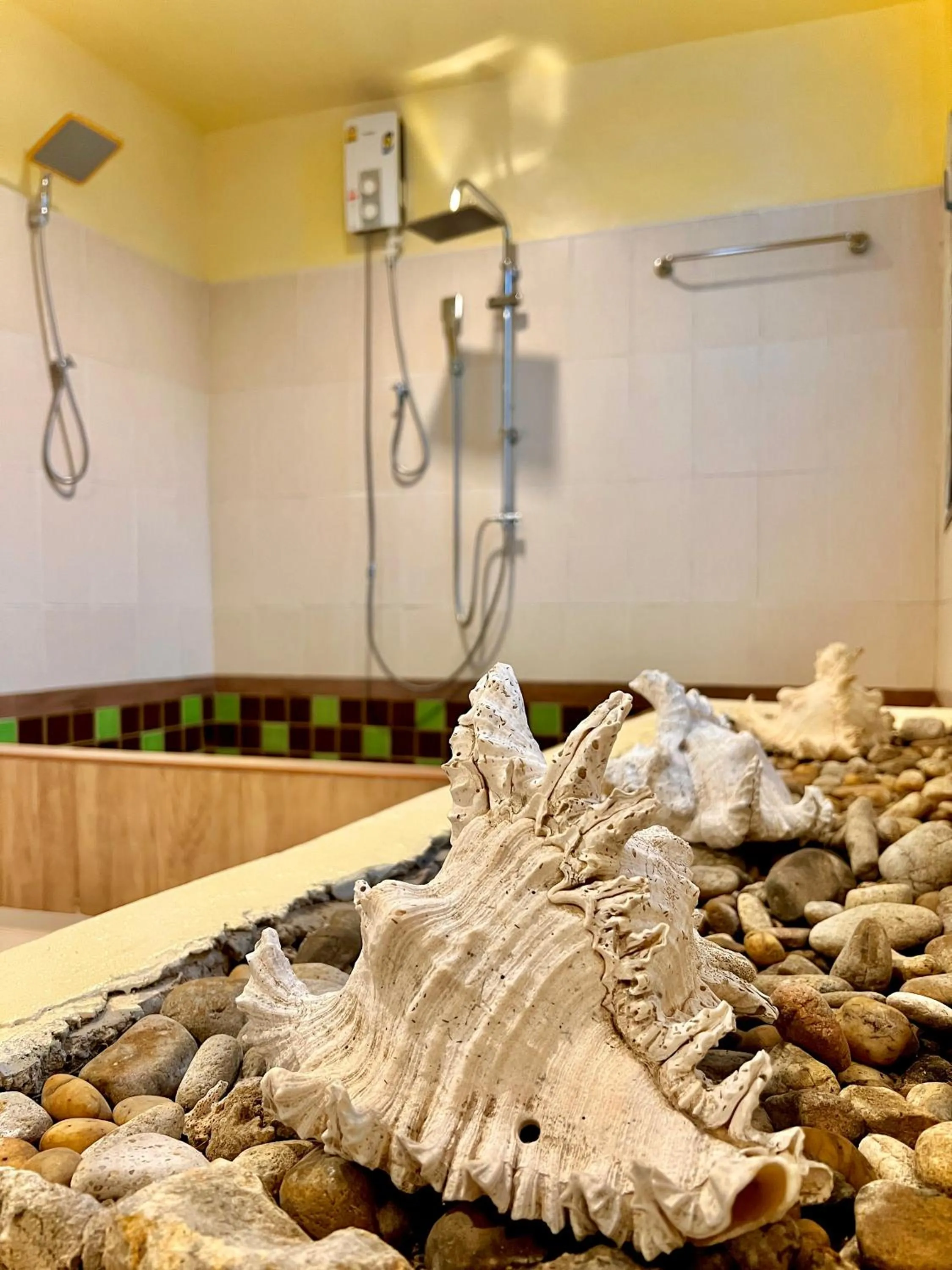 Shower in Baan Ton Rak Boutique Resort