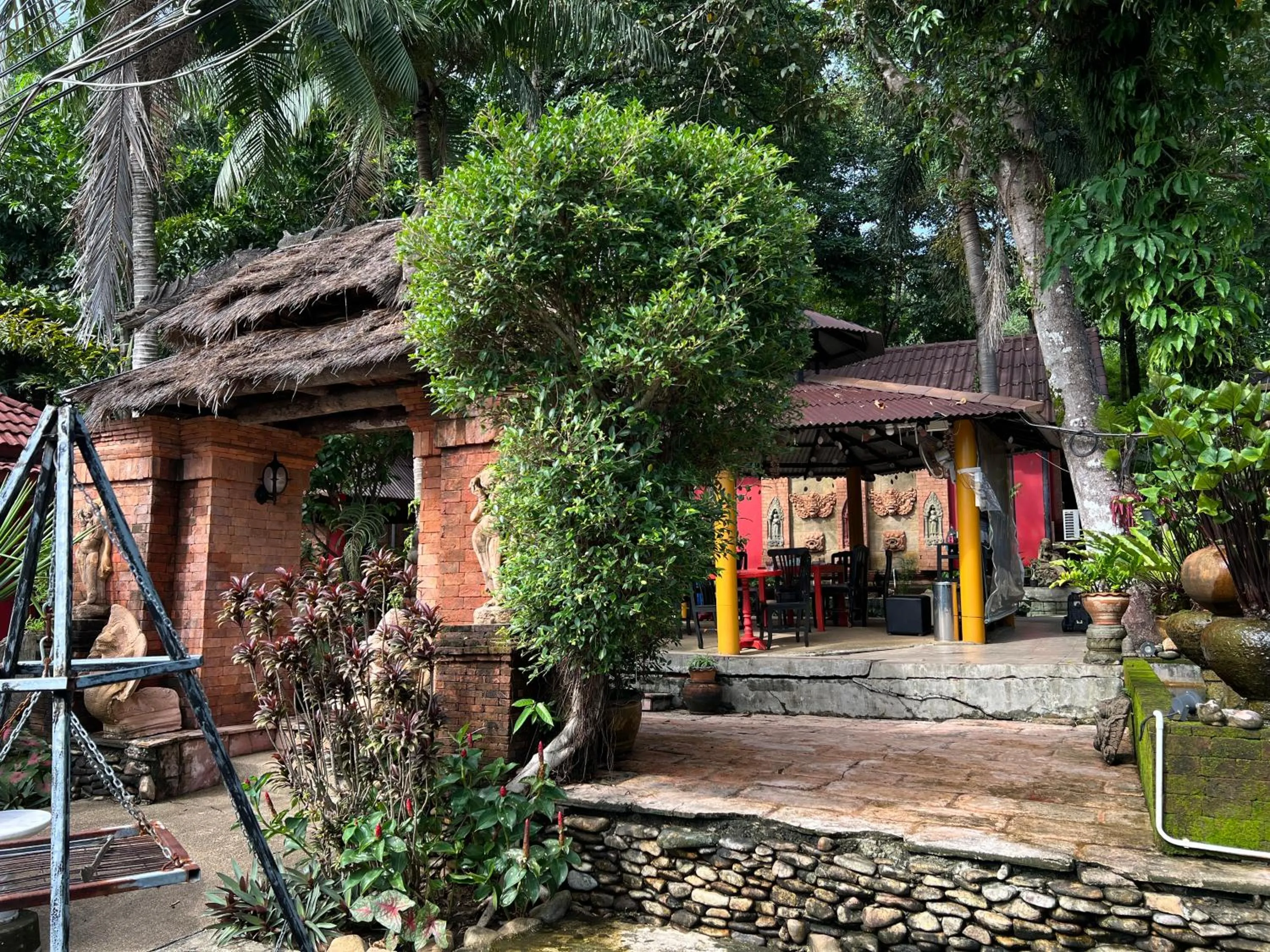 Property building in Baan Ton Rak Boutique Resort