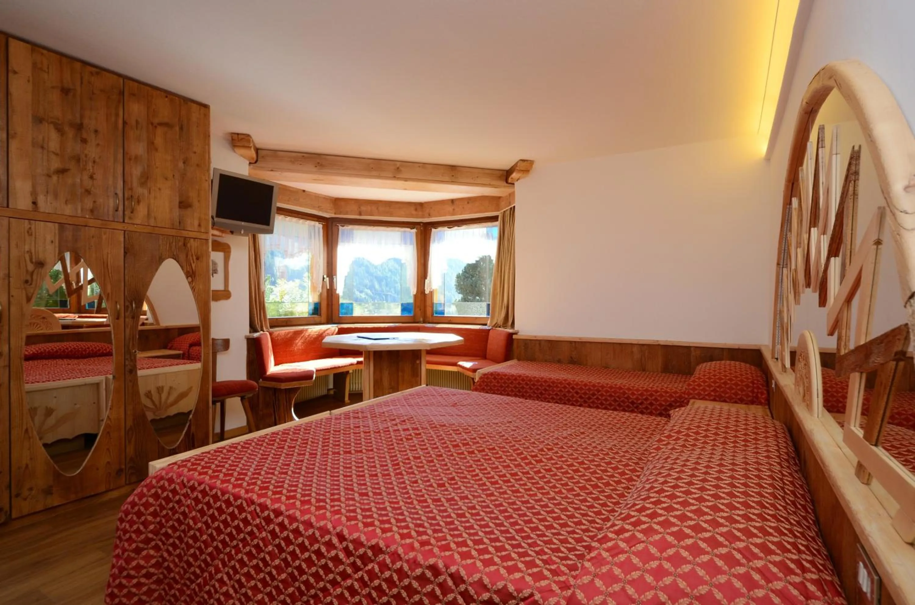 Bed in Hotel La Soldanella