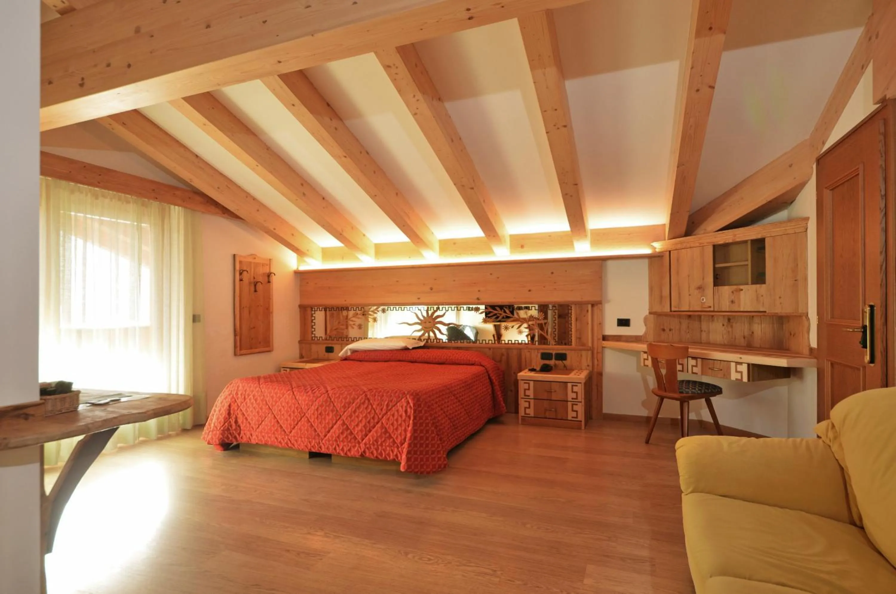 Bed in Hotel La Soldanella