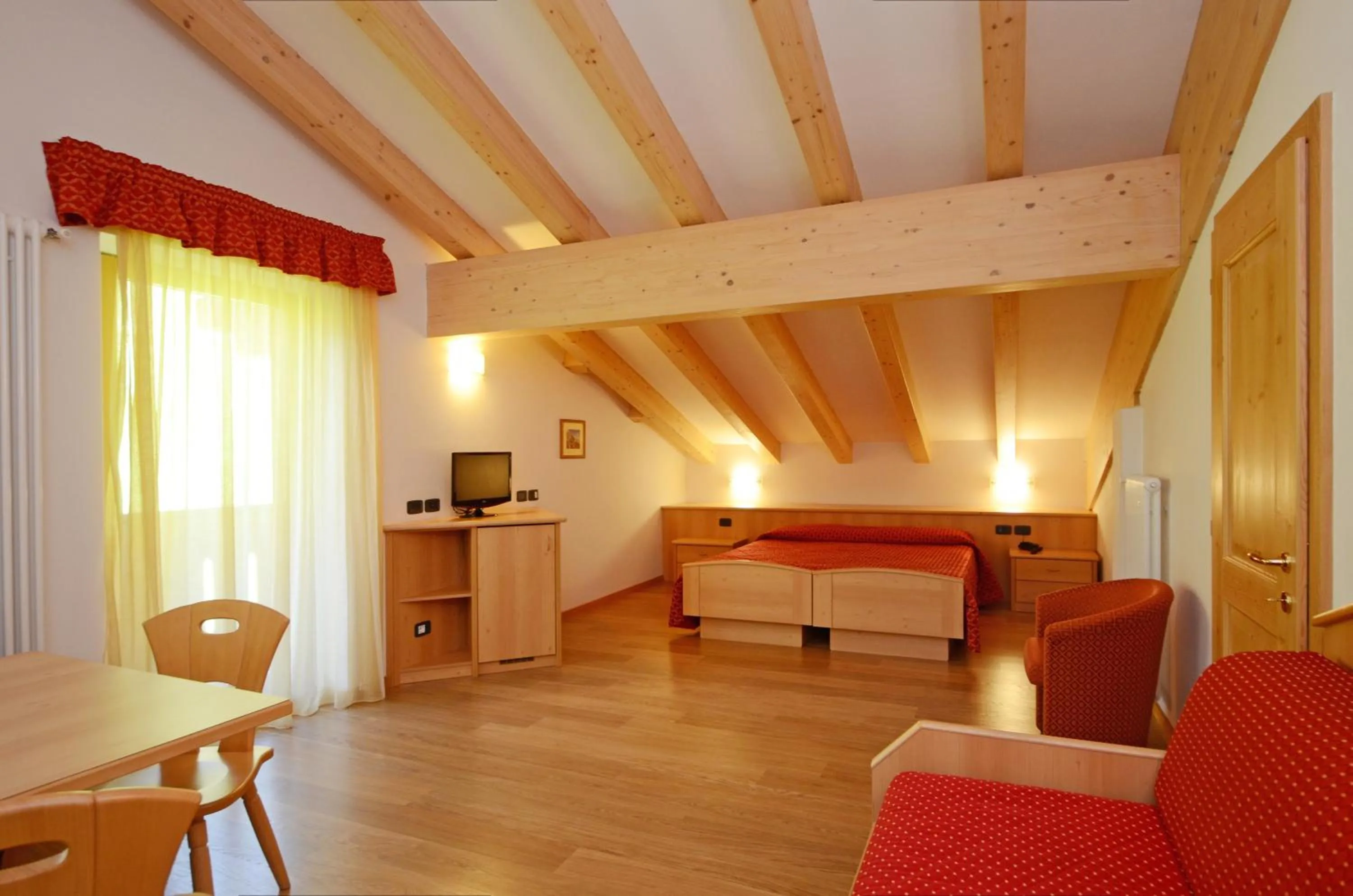 Bed in Hotel La Soldanella