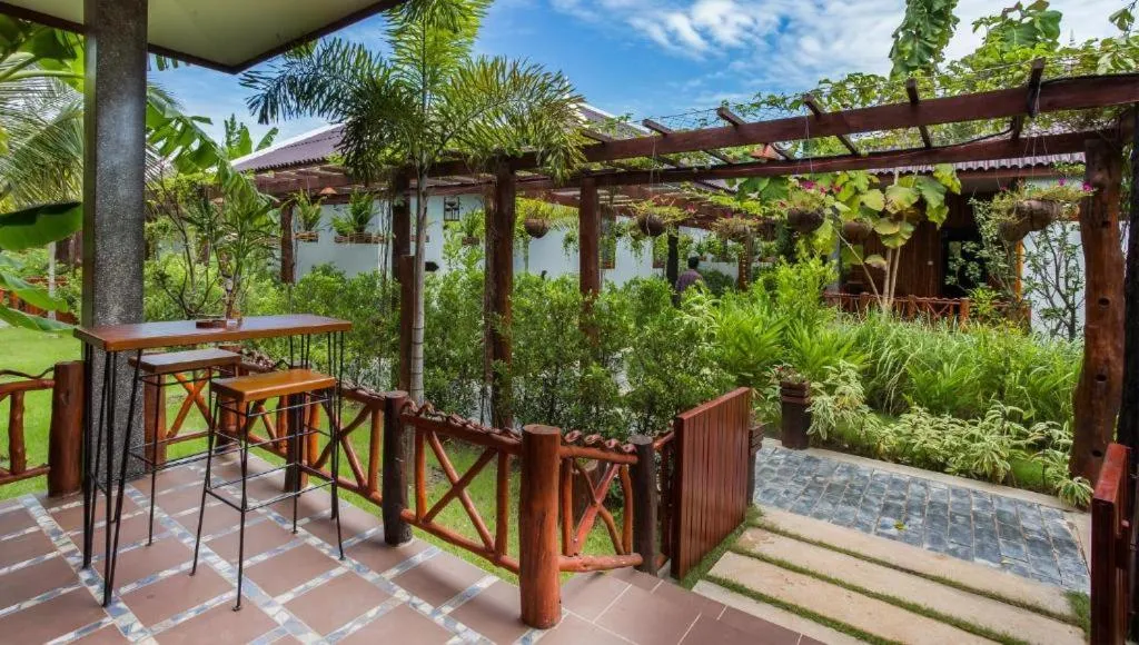 Patio in BB Angkor Green Resort