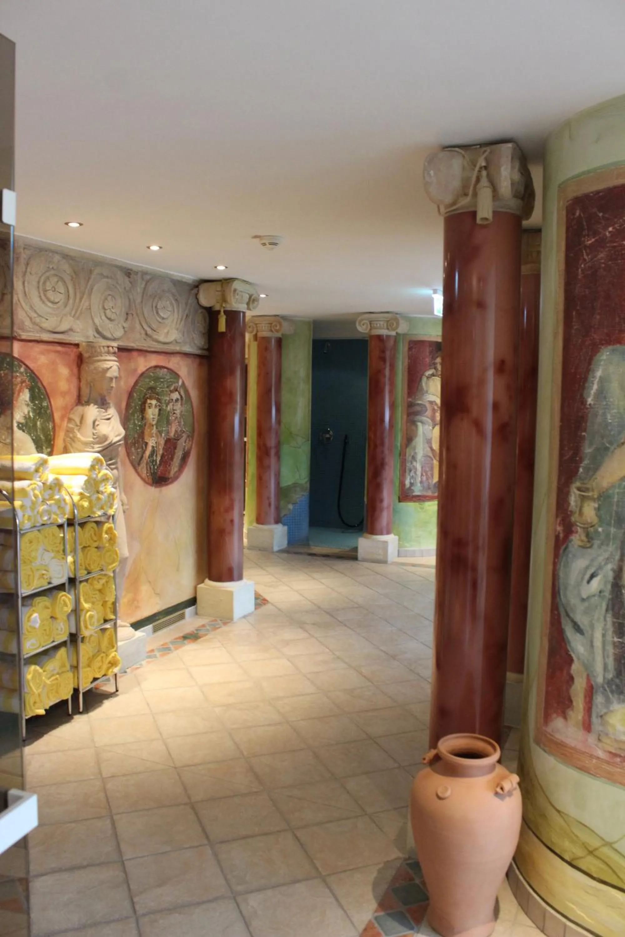 Spa and wellness centre/facilities in Vitalhotel Marienhof