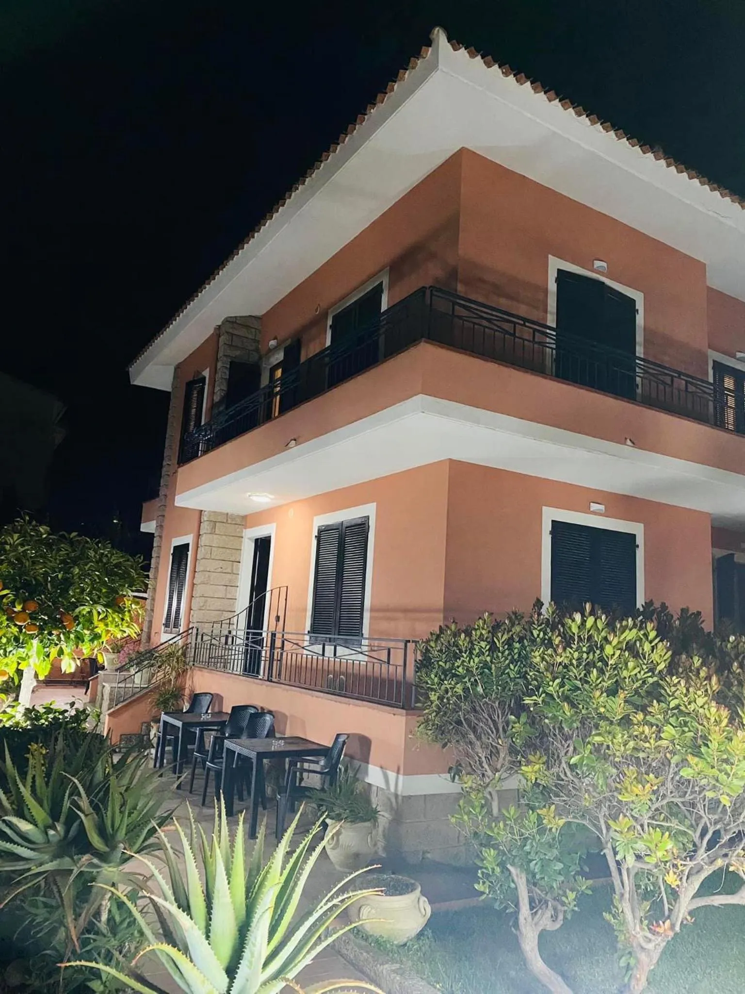 Property building in Villa Marogna