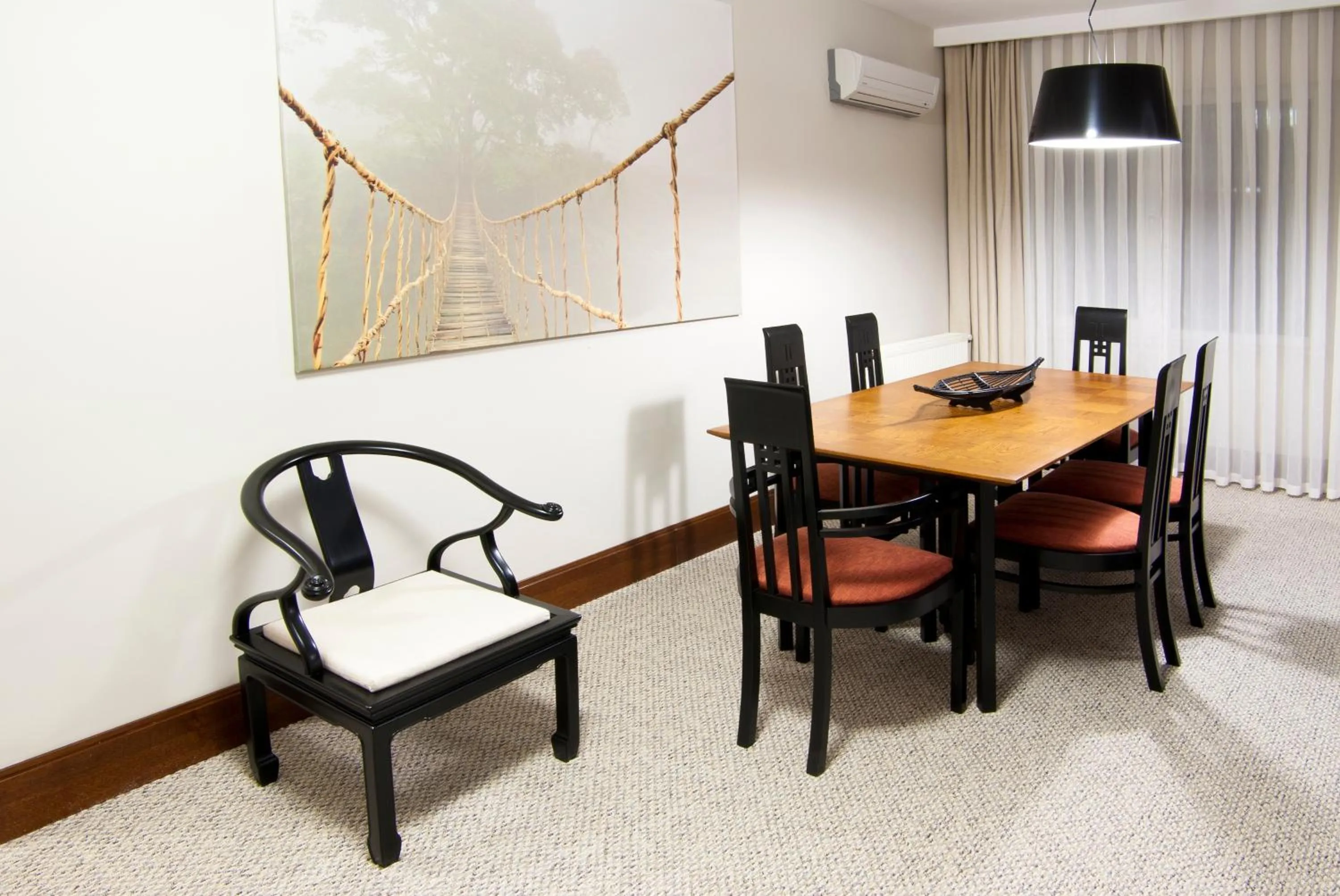 Dining area in 116 Residence