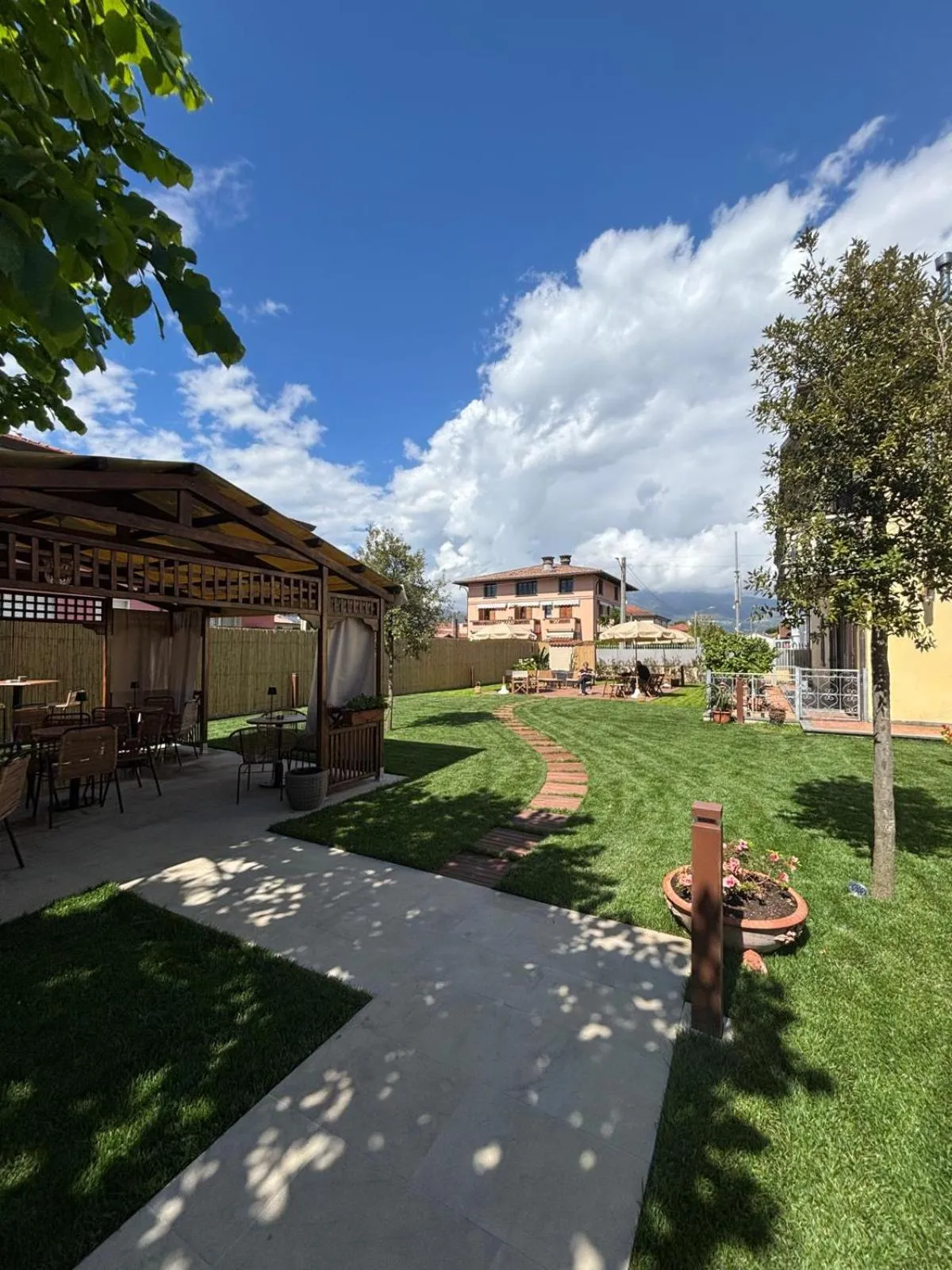 Garden in Hotel Virginia